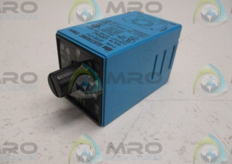 IDEC TRE-P11 ELECTRONIC TIMER  0-60SECONDS 120VAC  UNMP