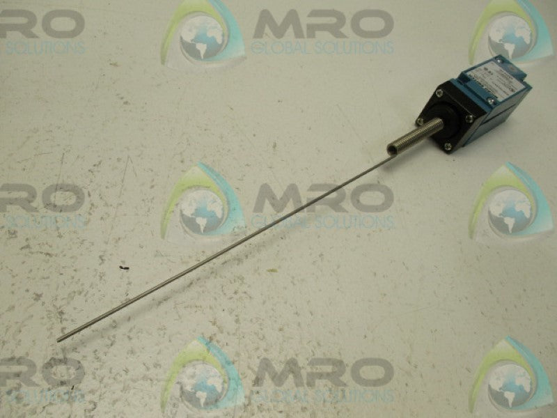 MICROSWITCH LSJ1A-7M LIMIT SWITCH *NEW IN BOX*