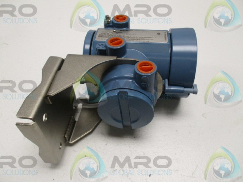 MICROMOTION 1700R11ABAEZZZ FLOW TRANSMITTER * NEW NO BOX *