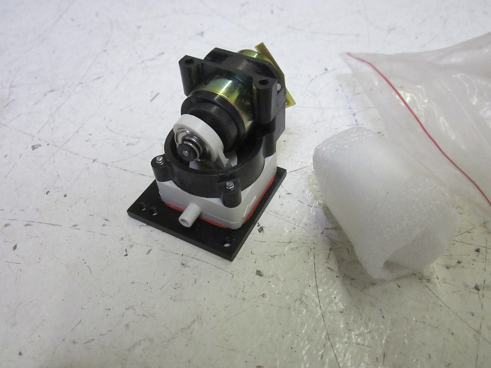 MSA 449965 PUMP ASSEMBLY *NEW IN A FACTORY BAG*