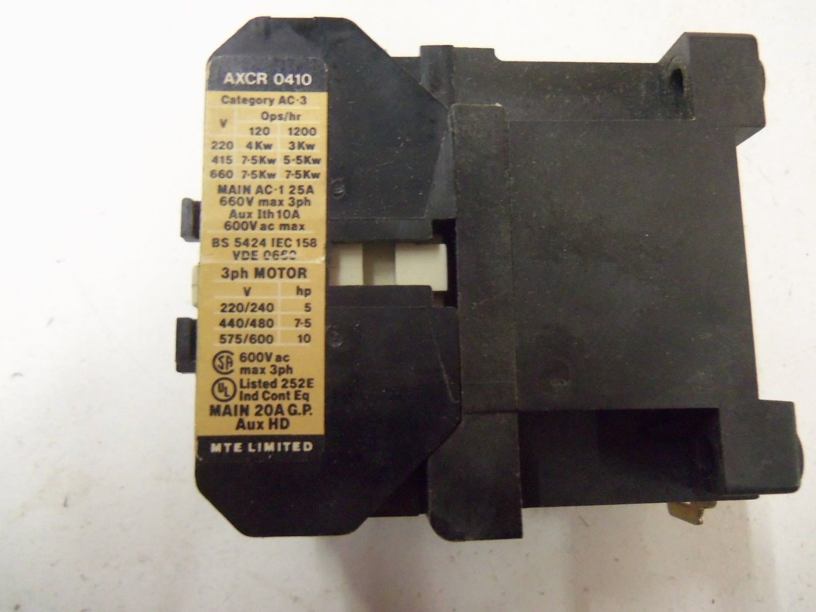 MTE AXCR 0410 120V/127V *USED*