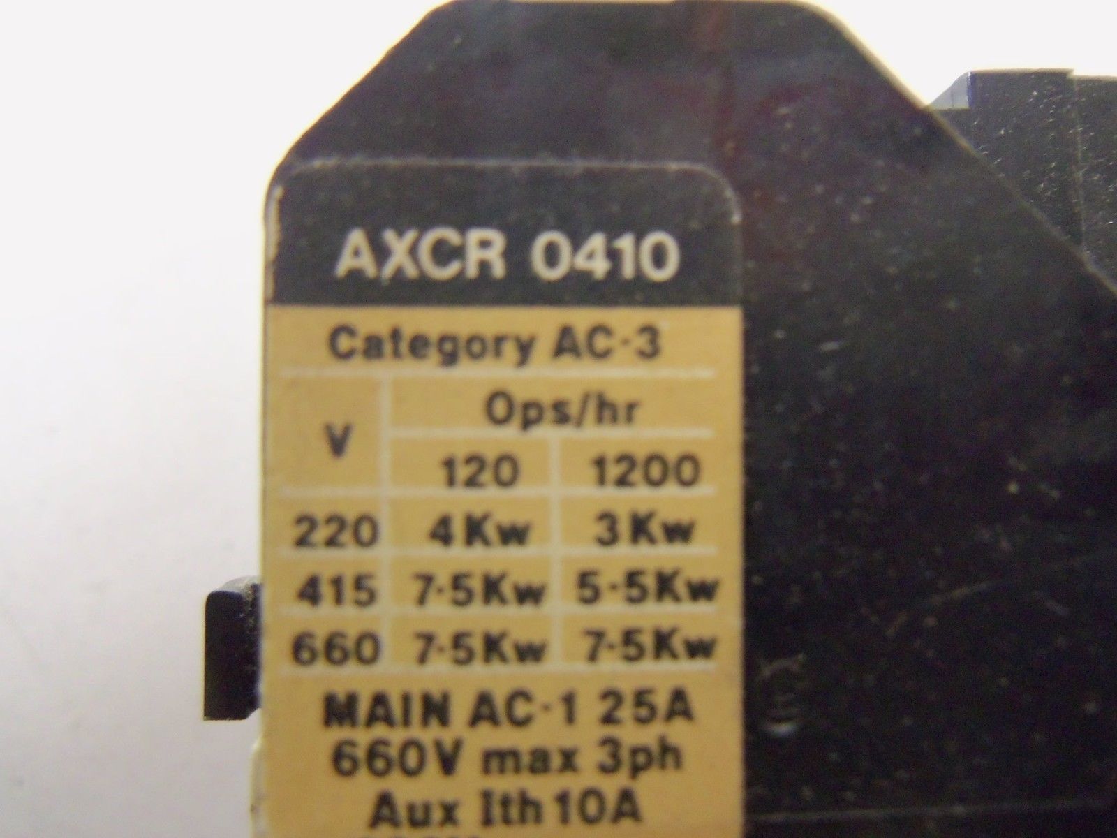 MTE AXCR 0410 120V/127V *USED*