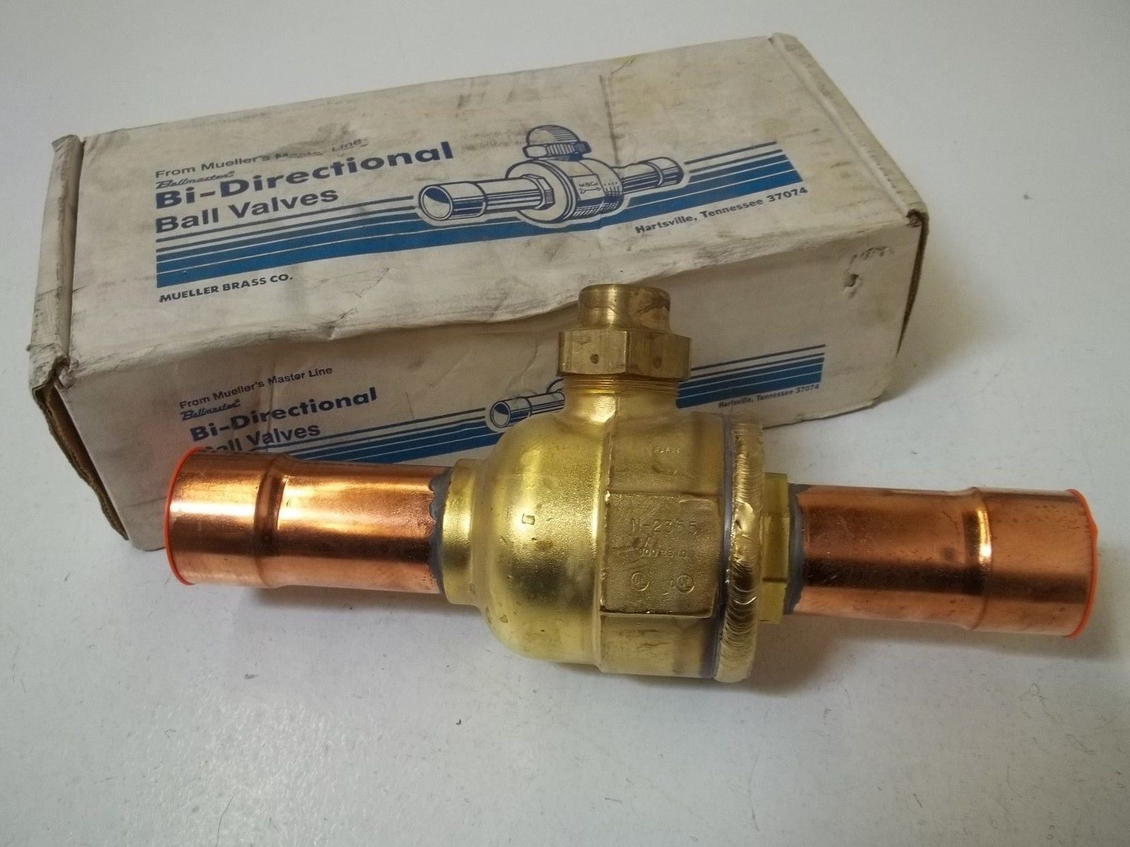 MUELLER A17267 REFRIGERANT BALL VALVE *NEW IN BOX*