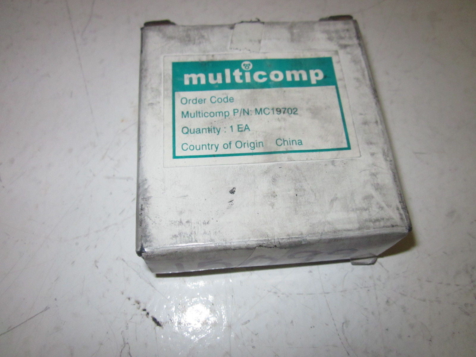 MULTICOMP MC19702 AXIAL FAN *NEW IN BOX*