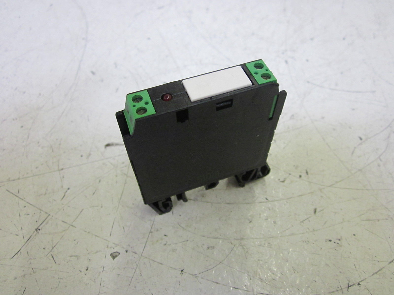 MURR ELEKTRONIK 50 010 INTERFACE RELAY 30VDC *USED*