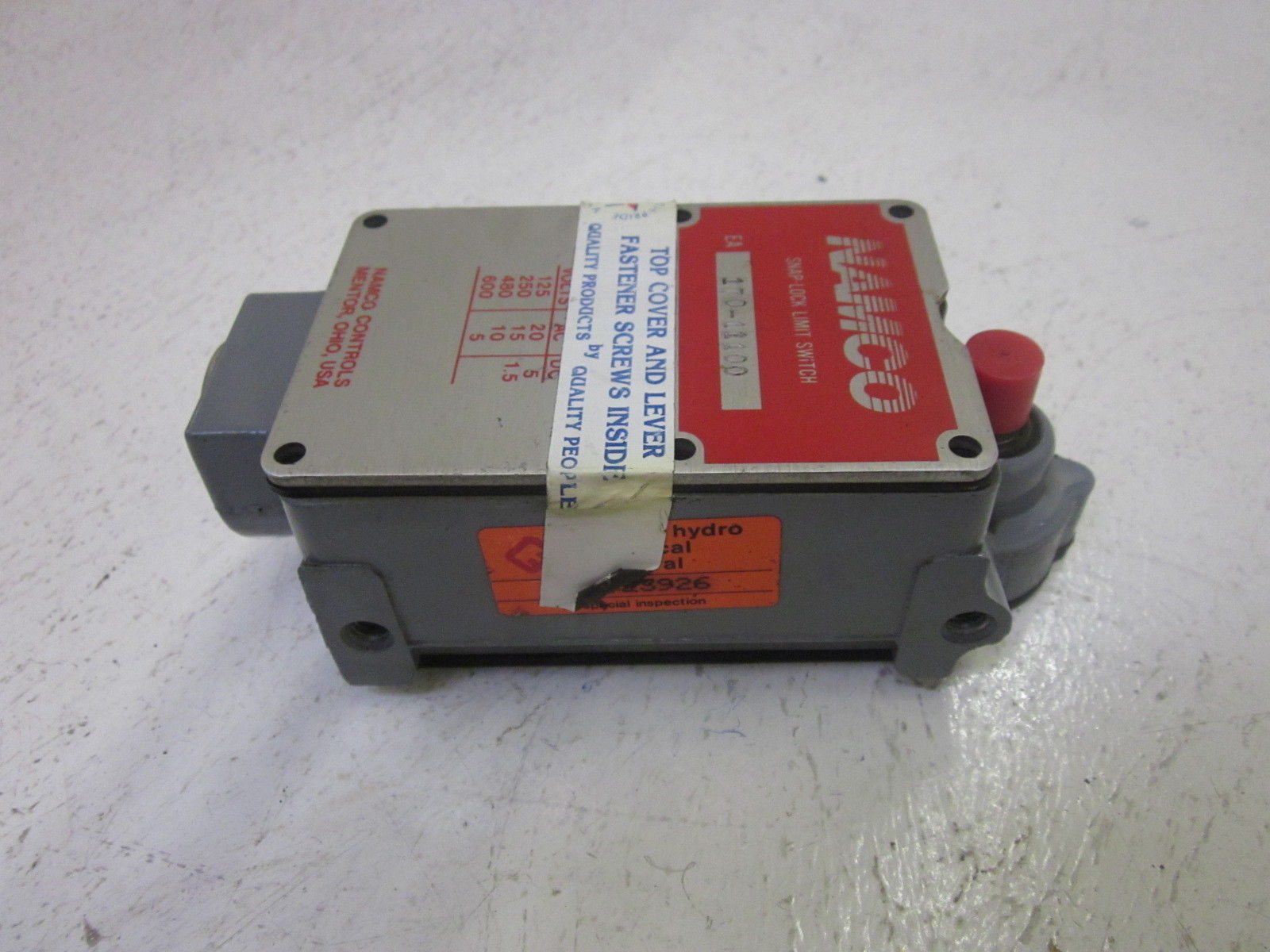 NAMCO EA170-11100 LIMIT SWITCH *NEW NO BOX*