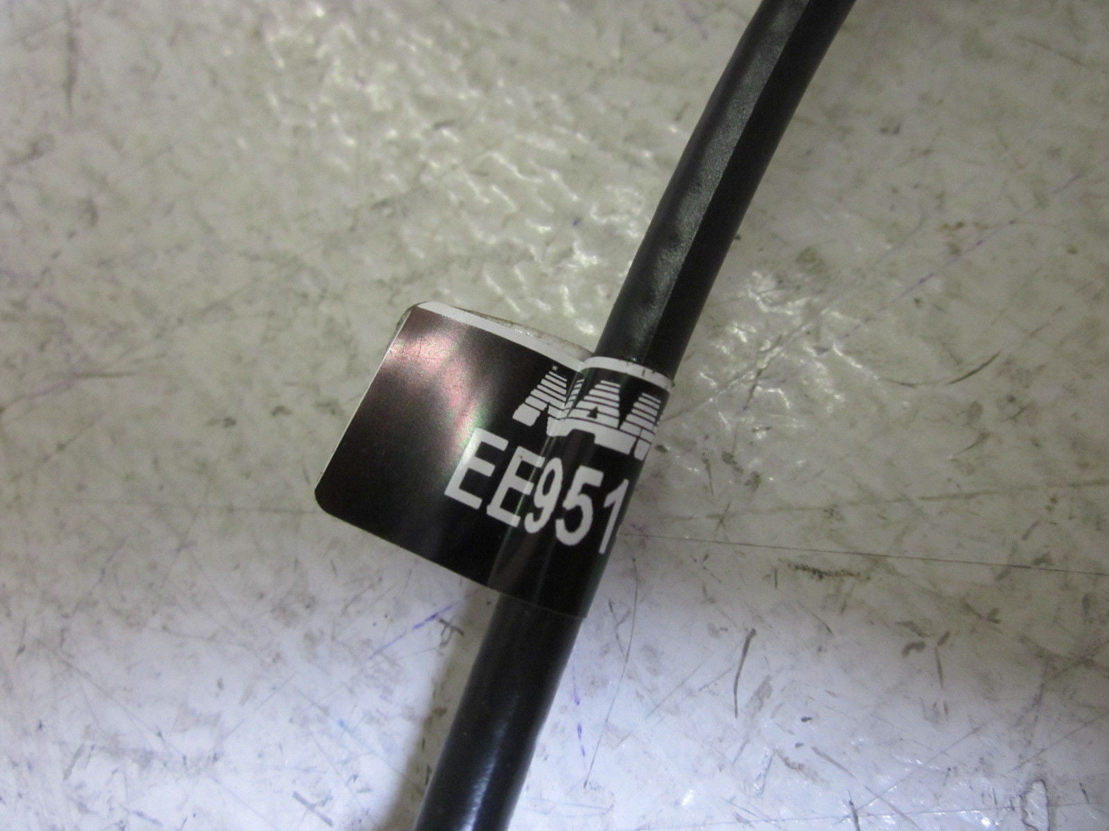 NAMCO EE951-26300 PROXIMITY SENSOR *USED*