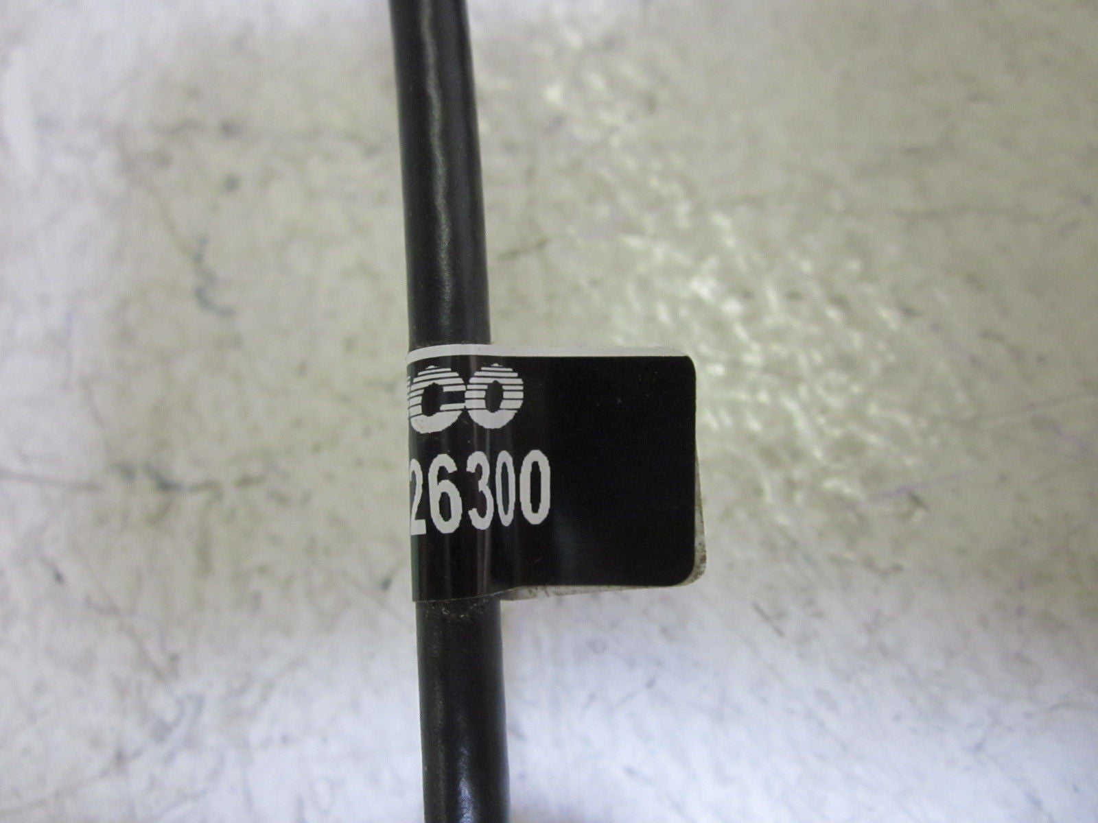NAMCO EE951-26300 PROXIMITY SENSOR *USED*