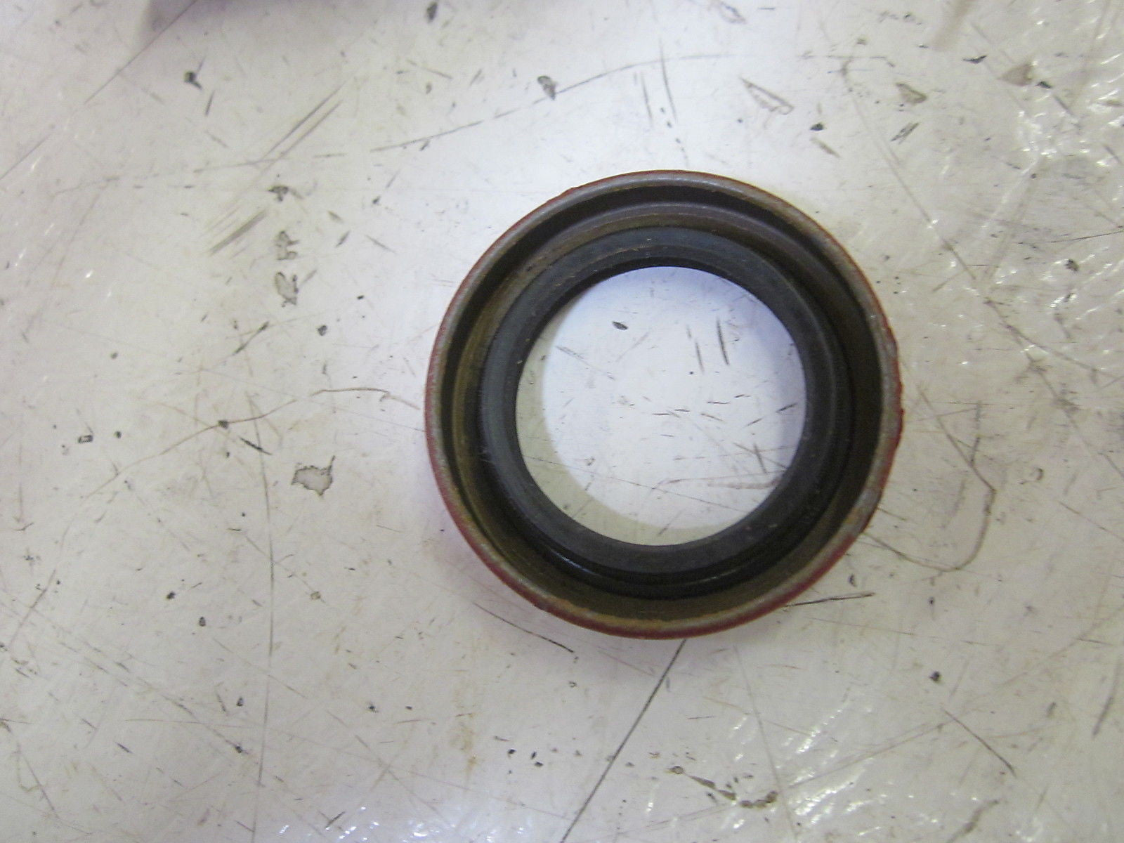 NATIONAL 471224 OIL SEAL 1.125X1.752X0.250 *NEW IN BOX*