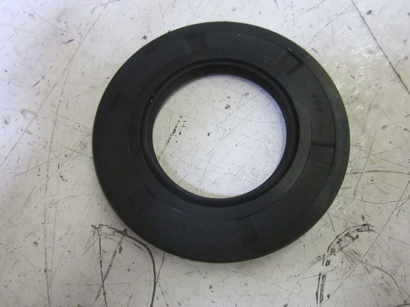 NATIONAL 50X90X8 OIL SEAL 1.969X3.543X0.315 *NEW IN BOX*