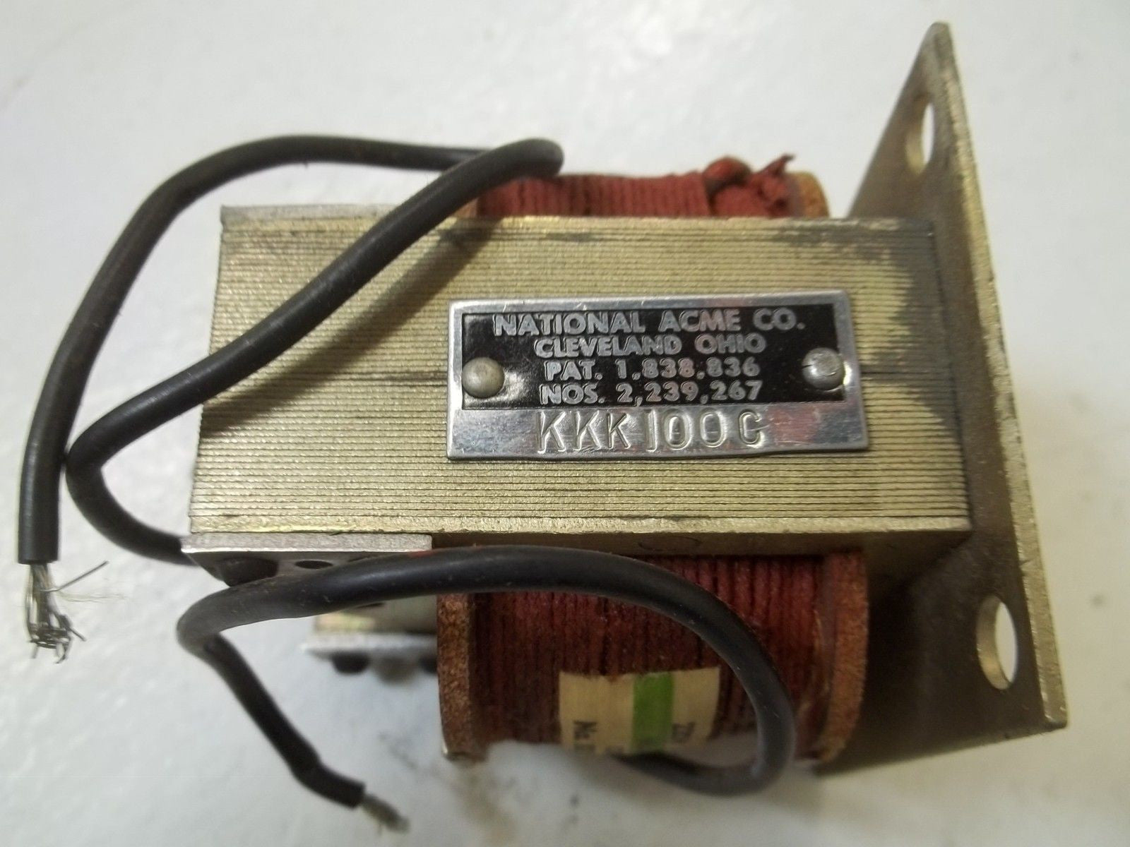 NATIONAL AMCE CO. KKK100C COIL 220/60 *NEW IN BOX*