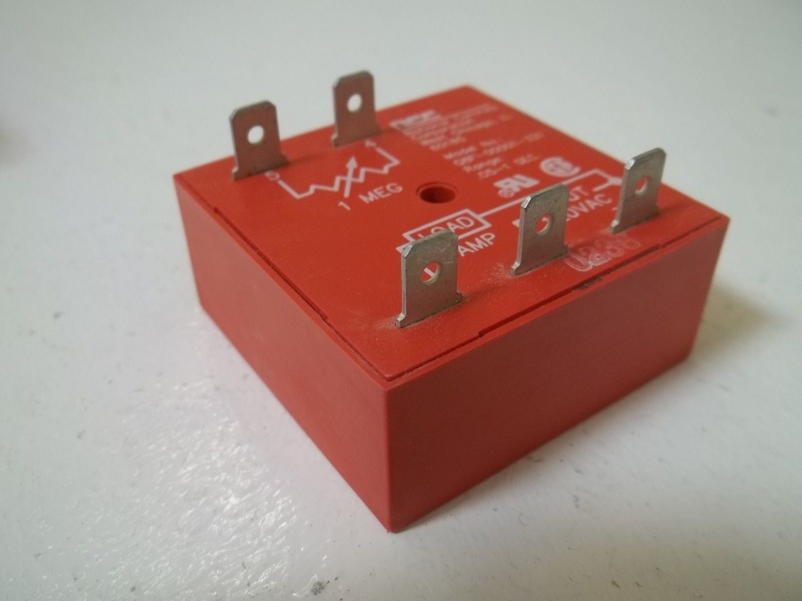 NCC Q8F-00001-321 SOLID STATE RELAY .05-1 SEC. *NEW IN BOX*