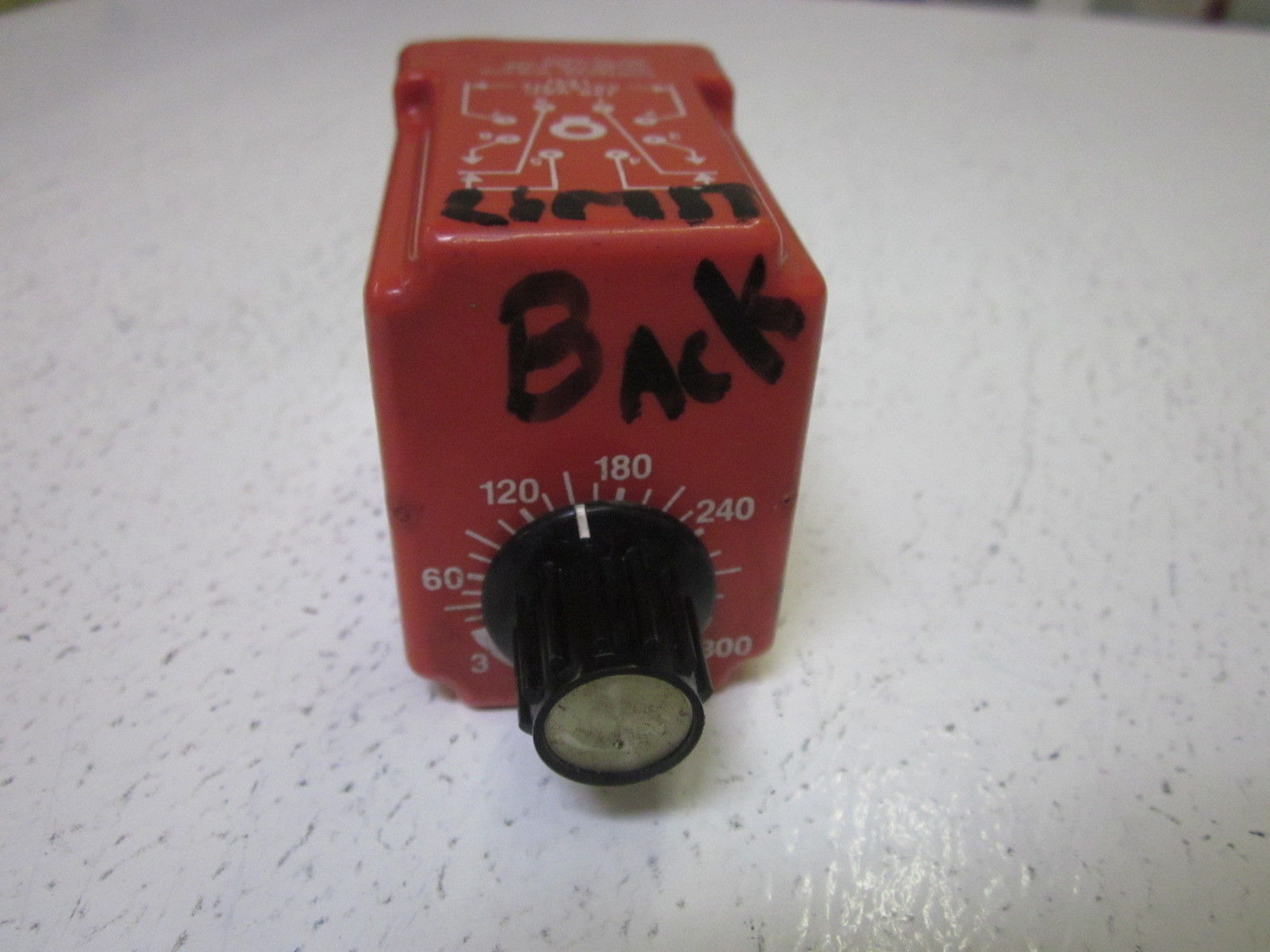 NCC T1K-300-461 TIMING RELAY 3-300 RANGE 120VAC *USED*