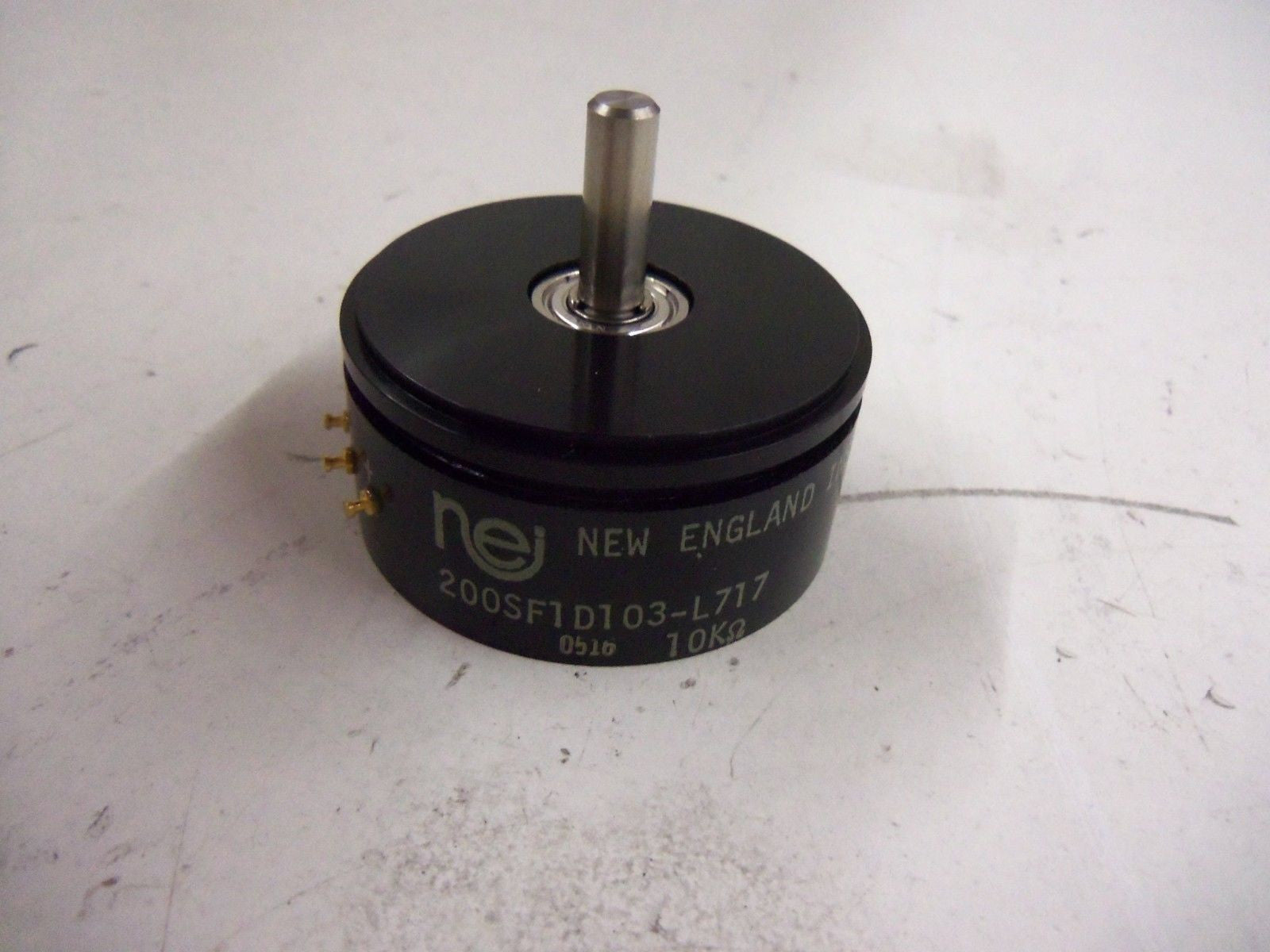 NEW ENGLAND INST. 200SF1D103-L717 *NEW NO BOX*