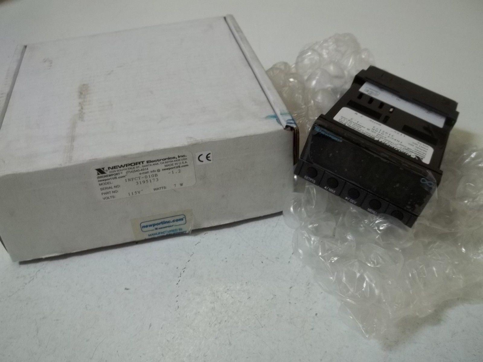 NEWPORT INFCT-010B TEMPERATURE METER *NEW IN BOX*