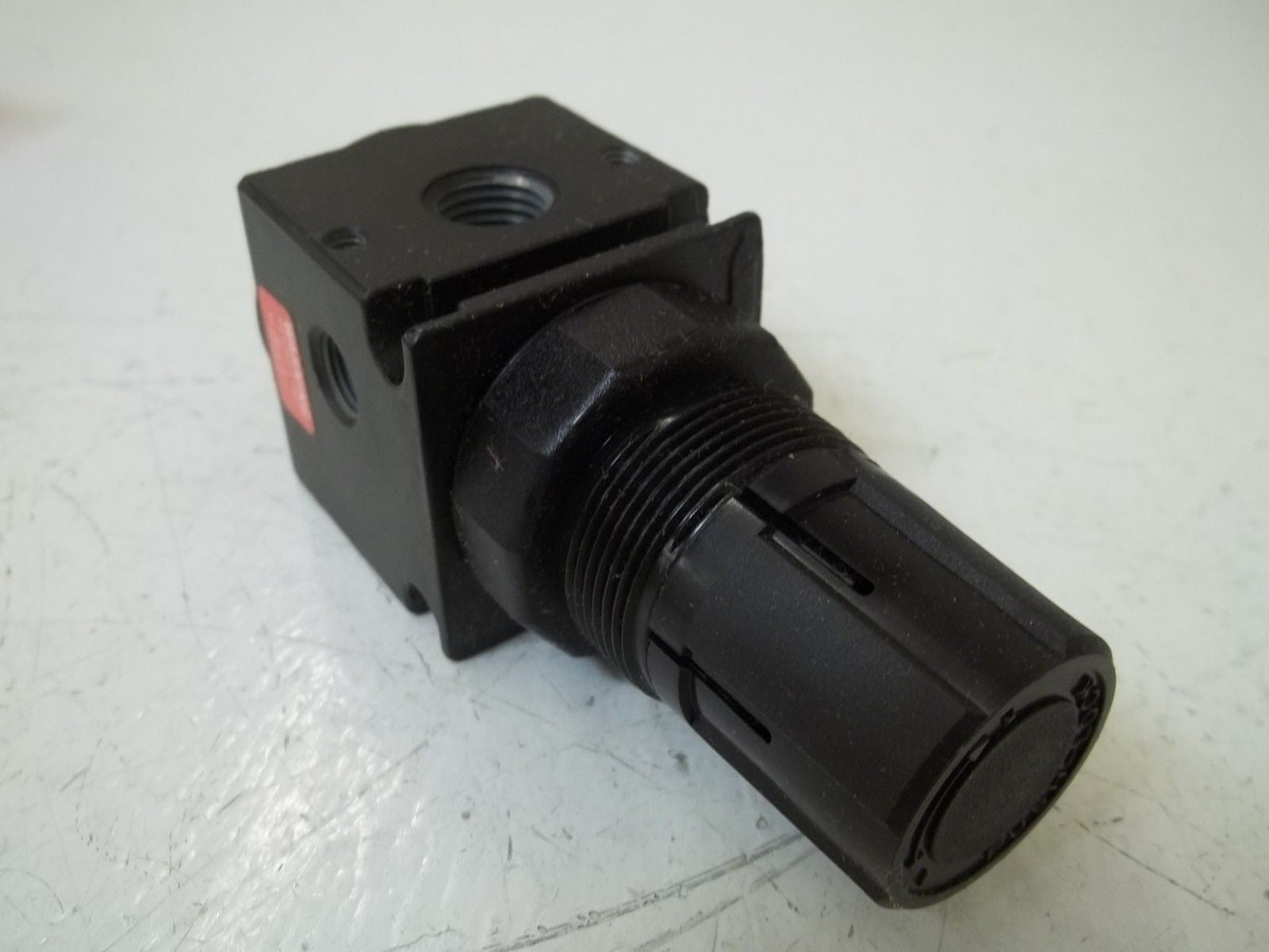 NEXEN 940001 REGULATOR 0-125PSI *NEW IN BOX*