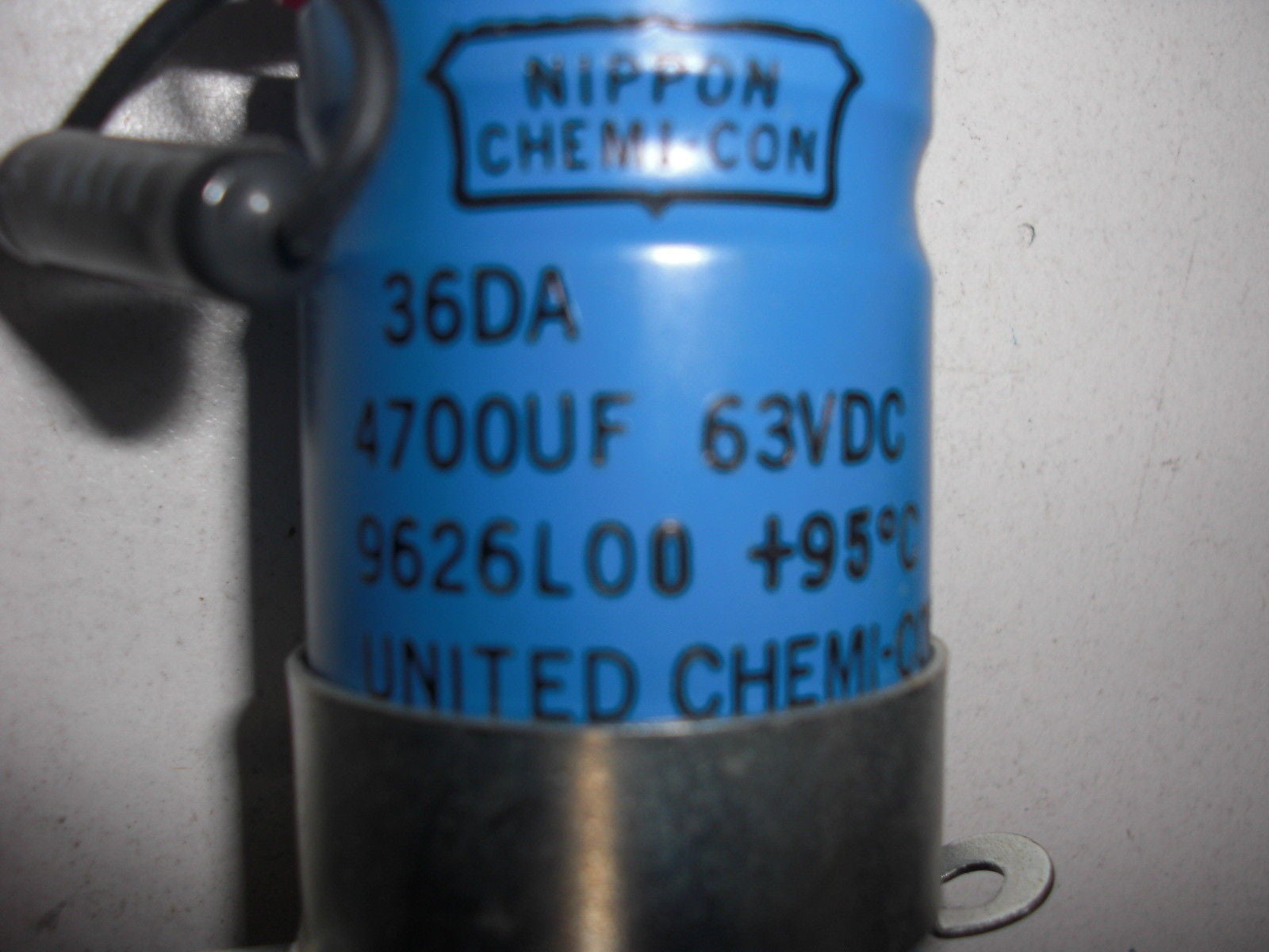NIPPON CHEMI-CON 4700UF LOW ESR CAPACITOR *USED*
