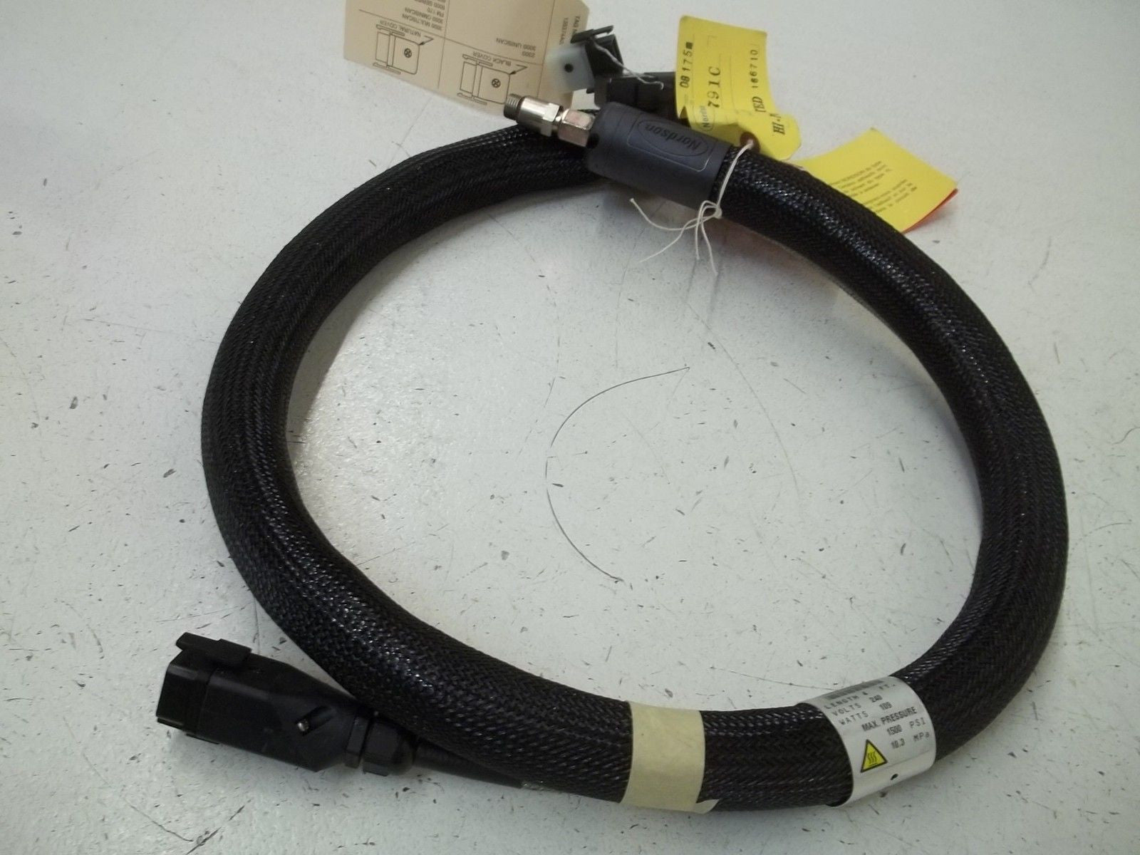 NORDSON 274791C GLUE HOSE 4FT *NEW IN BOX*