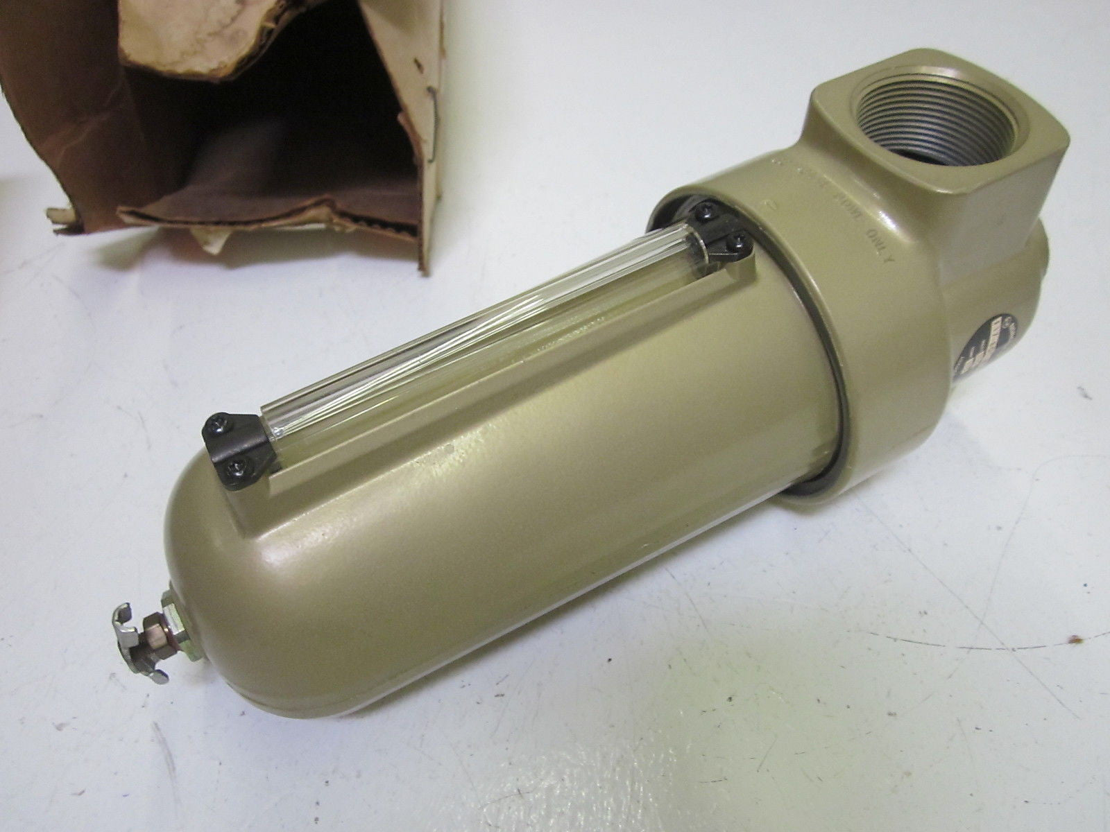 NORGREN F17-B00-M3DA FILTER 1 1/2" *USED*