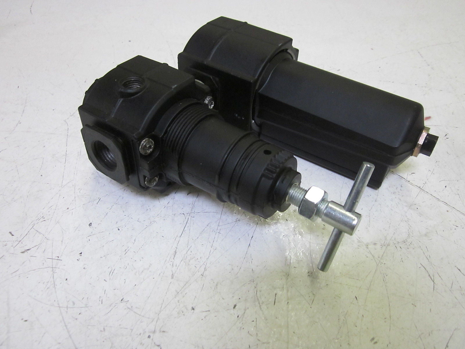 NORGREN R74G-4AT-RMG REGULATOR  / F74G-4AN-AD1 LUBRICATOR *AS PICTURED* USED