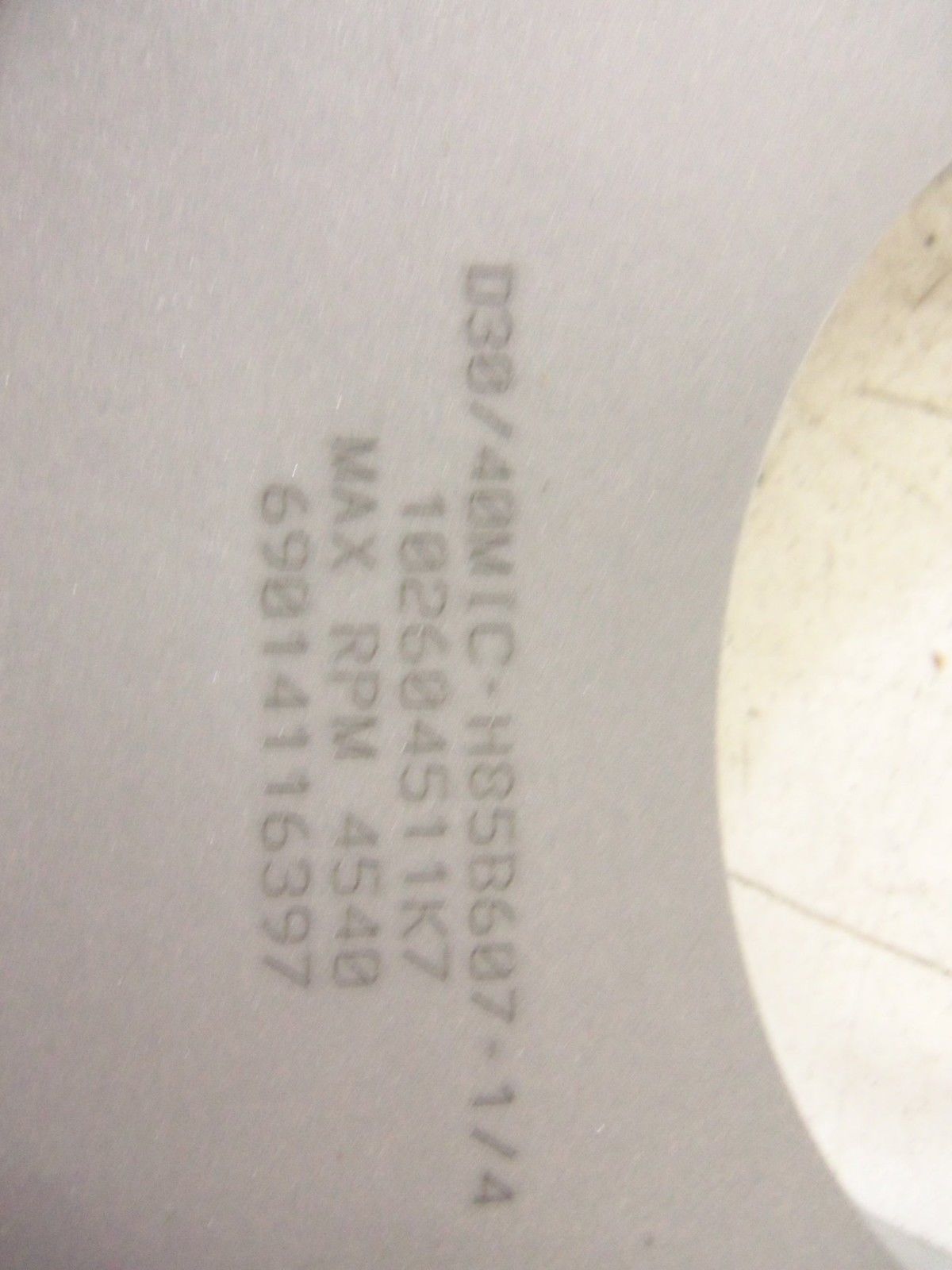 NORTON D30/40MIC-H85B607-1/4 GRINDING WHEEL 8"x3/4"x3-3/4" *NEW IN BOX*