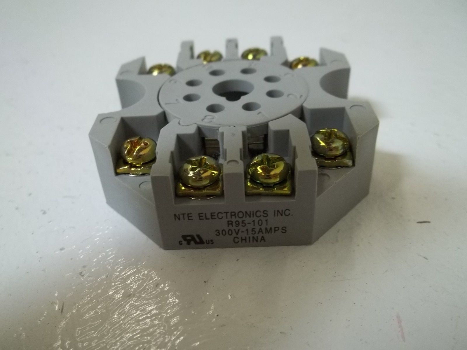 NTE ELECTRONICS INC. R95-101 8PIN OCTAL SOCKET *NEW IN BOX*