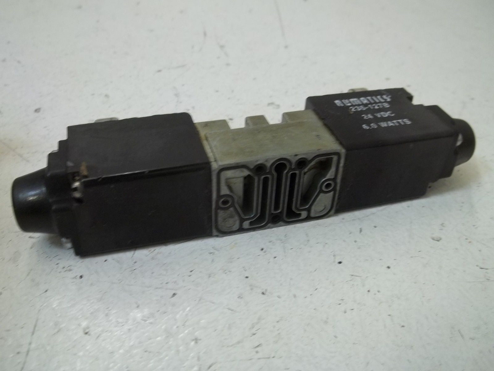 NUMATICS 031SS4004 SOLENOID VALVE (AS PICTURED) *USED*