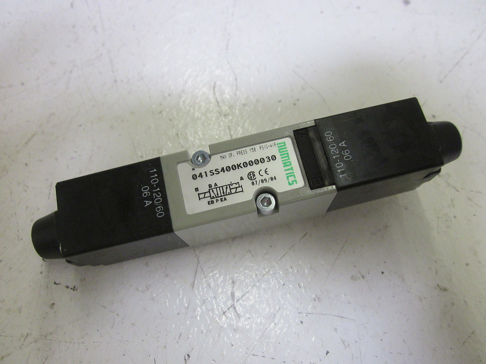 NUMATICS 041SS400K000030 SOLENOID VALVE  110/120V *USED*