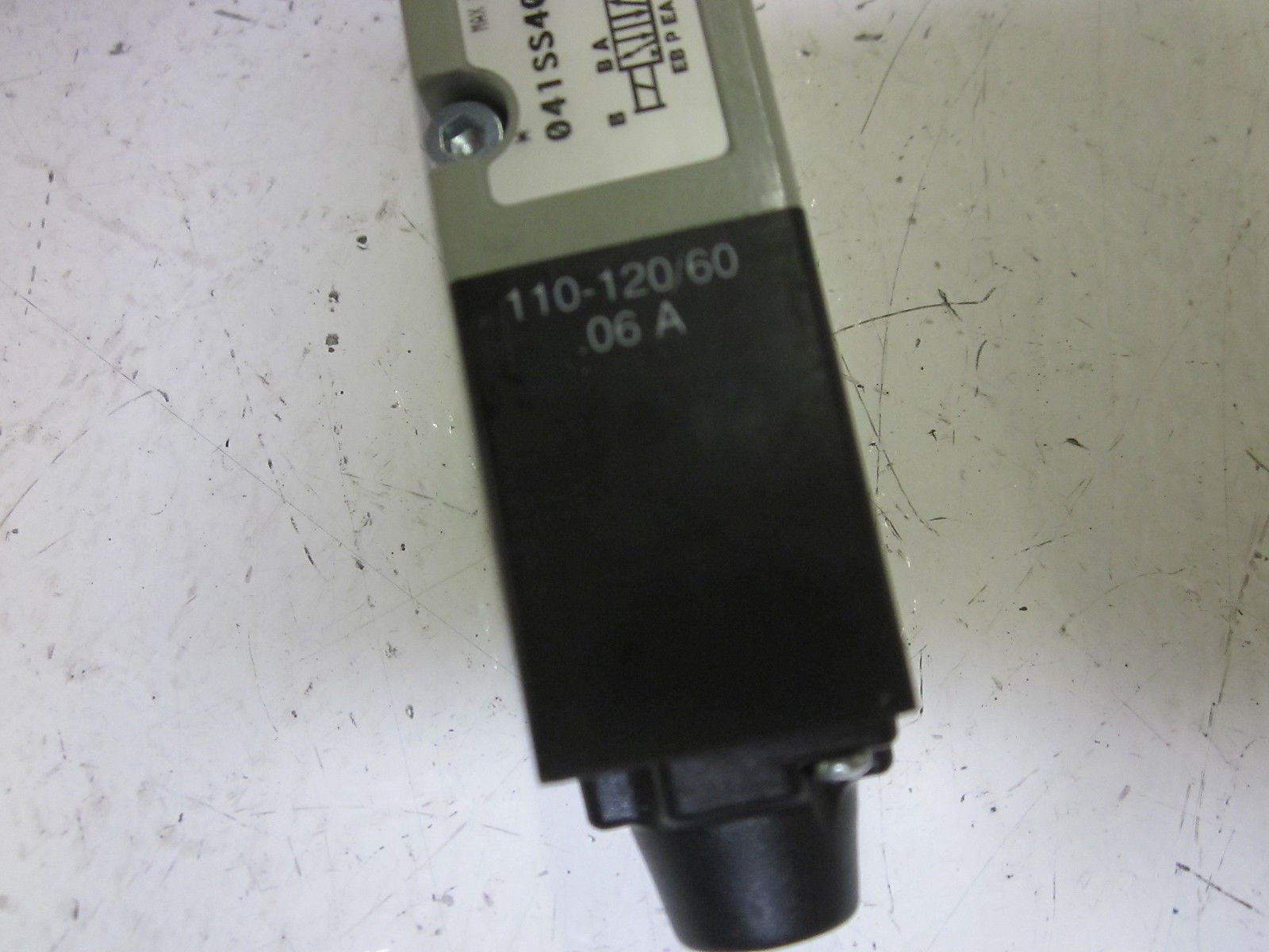 NUMATICS 041SS400K000030 SOLENOID VALVE  110/120V *USED*