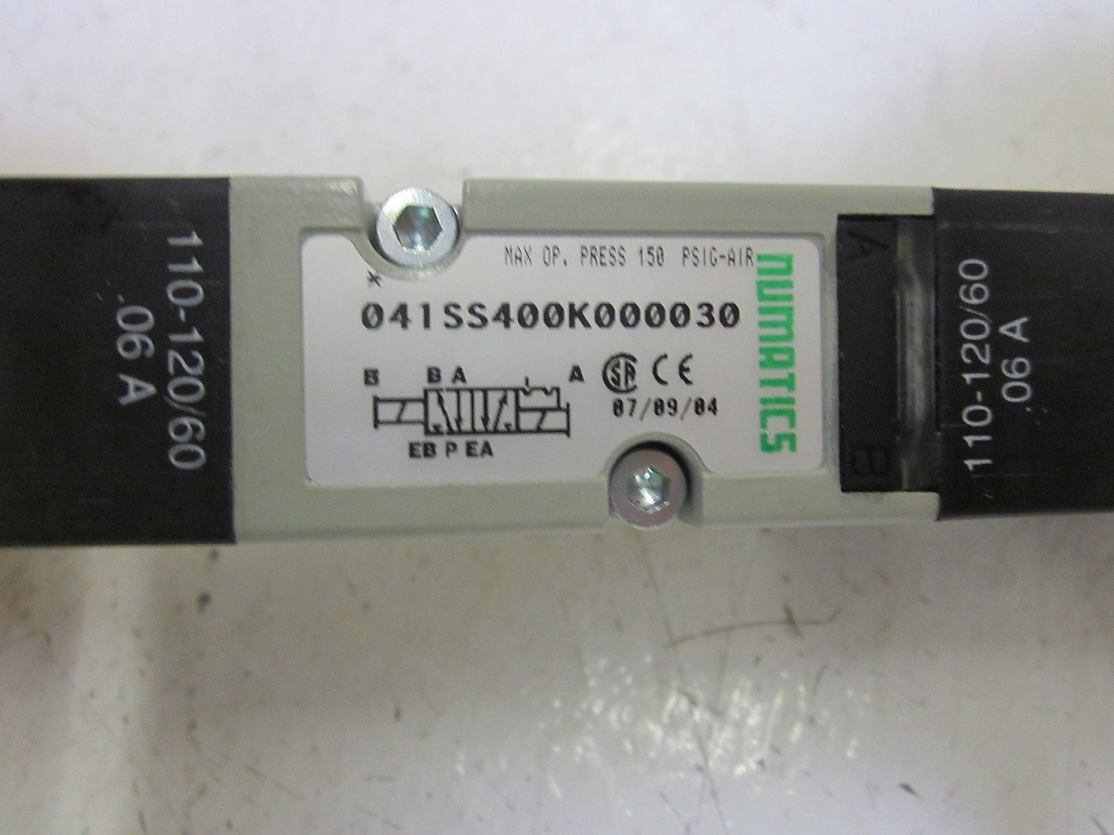 NUMATICS 041SS400K000030 SOLENOID VALVE  110/120V *USED*