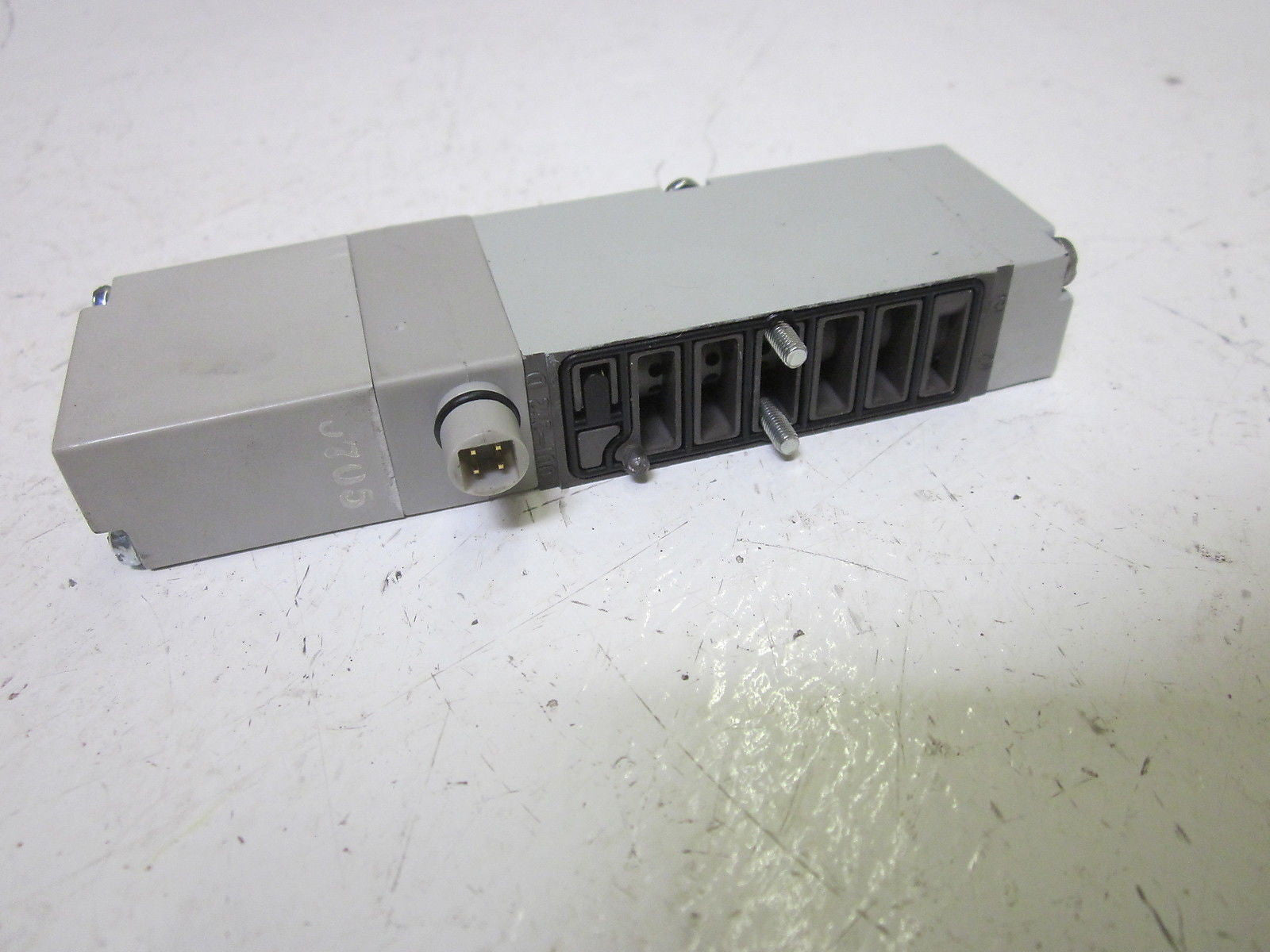 NUMATICS 051BA400M000061 SOLENOID VALVE 24VDC *USED*