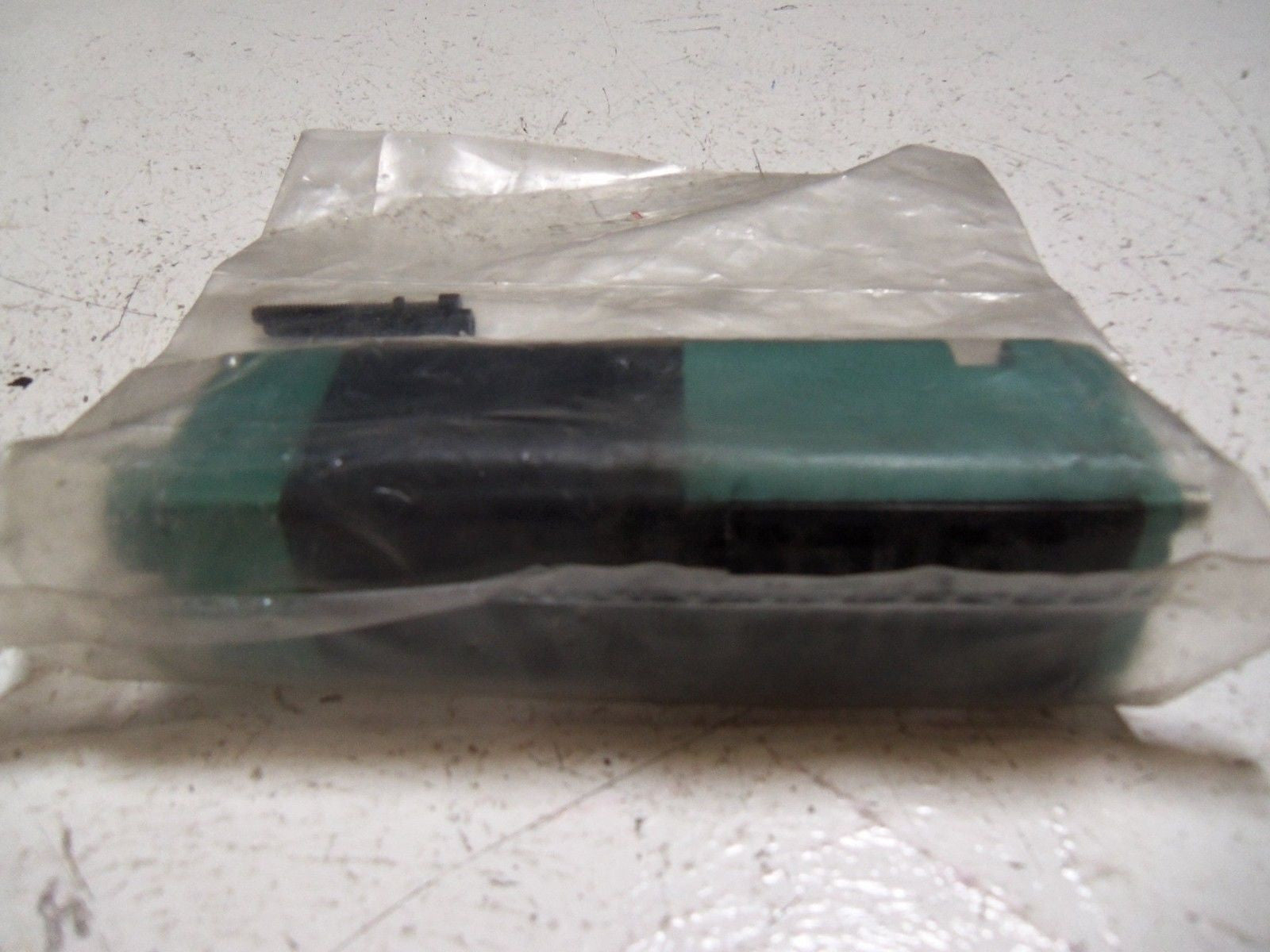 NUMATICS 081SA4004 SOLENOID VALVE *NEW IN FACTORY BAG*