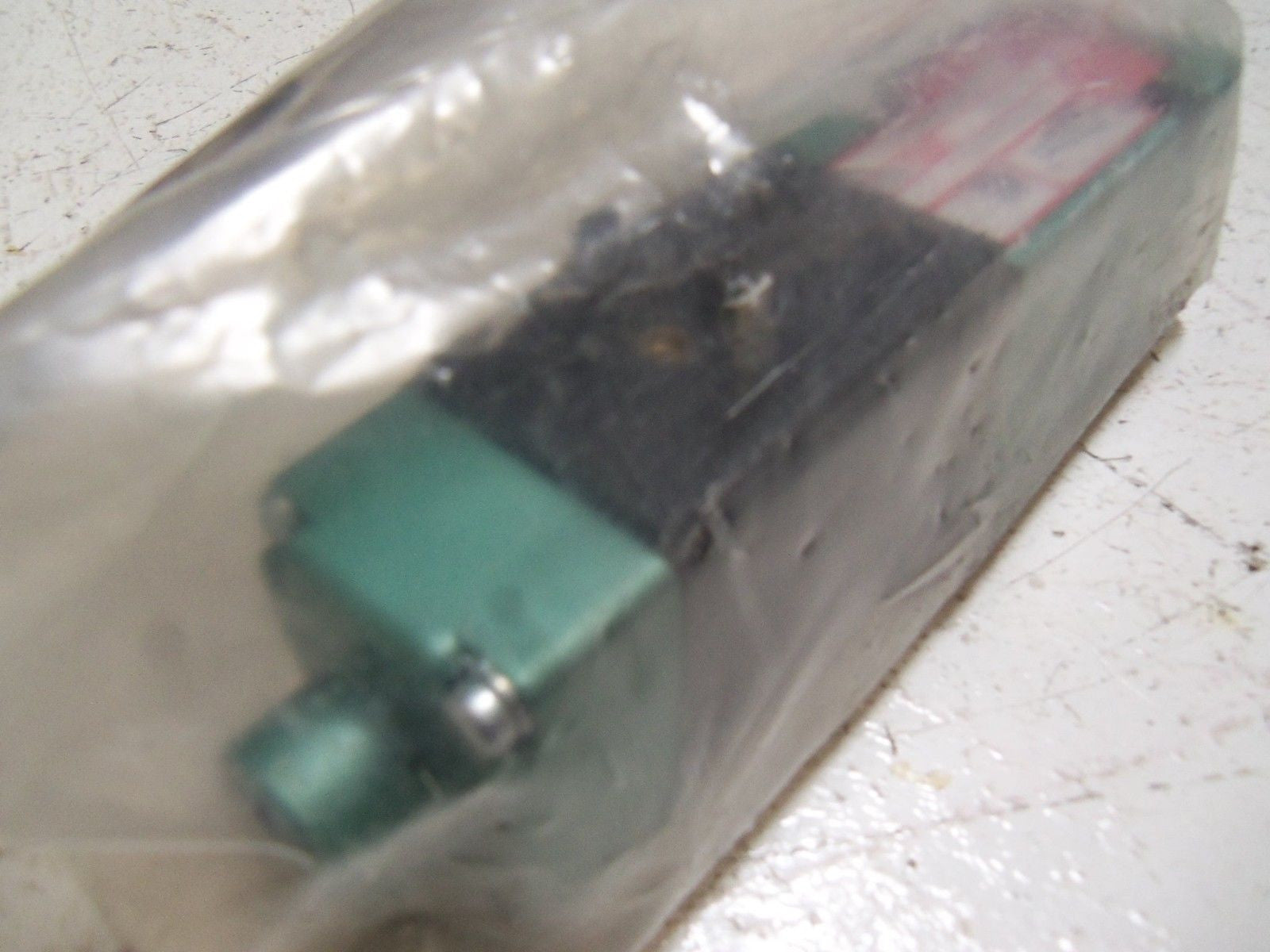 NUMATICS 081SA4004 SOLENOID VALVE *NEW IN FACTORY BAG*