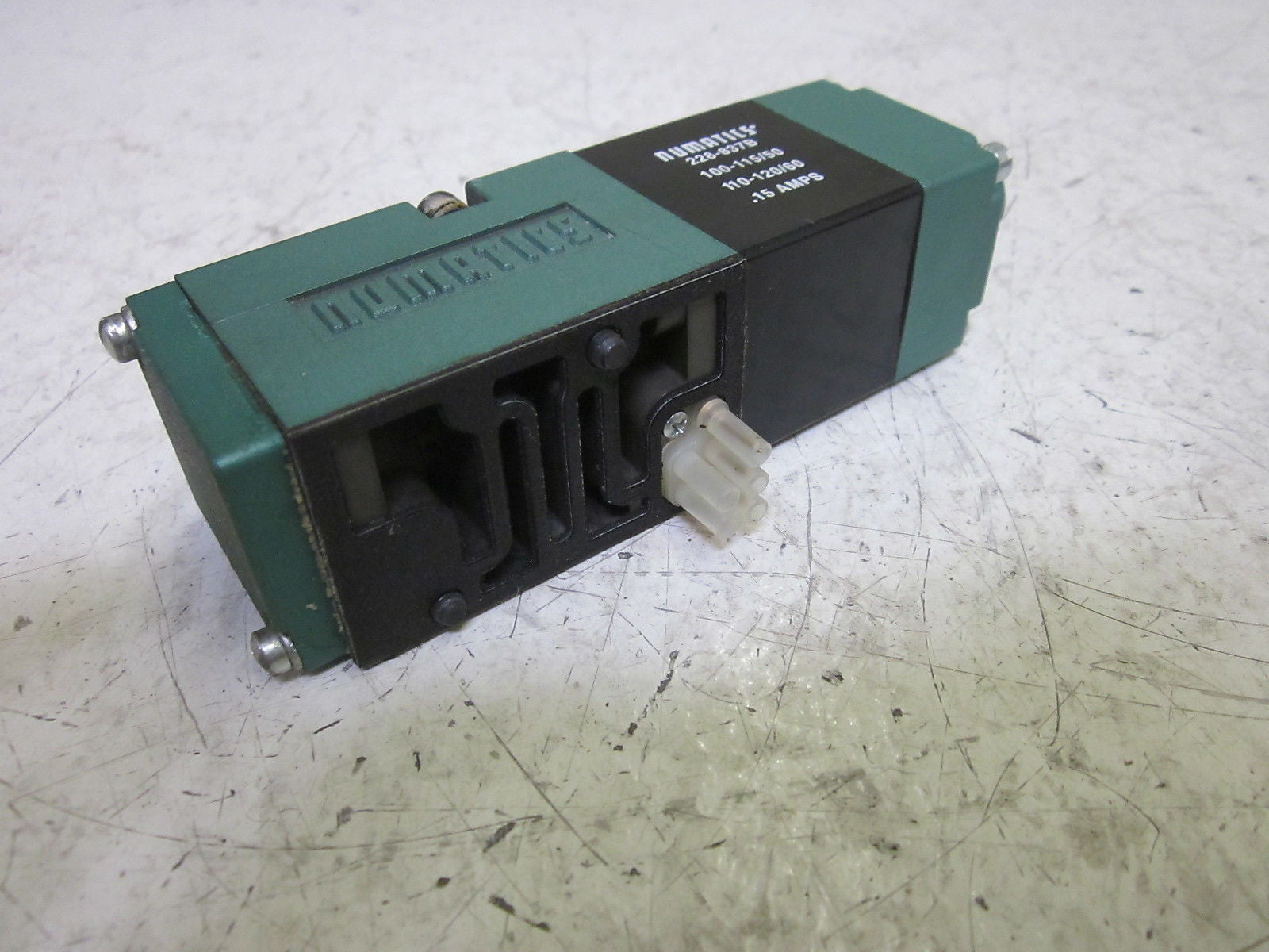 NUMATICS 081SA400K046T30 PNEUMATIC VALVE 120V *USED*