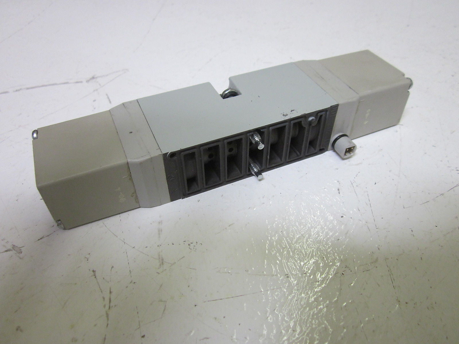 NUMATICS 122BB500M000061 SOLENOID VALVE 24VDC *USED*