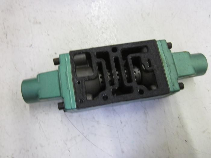 NUMATICS 152JJ400O VALVE *USED*