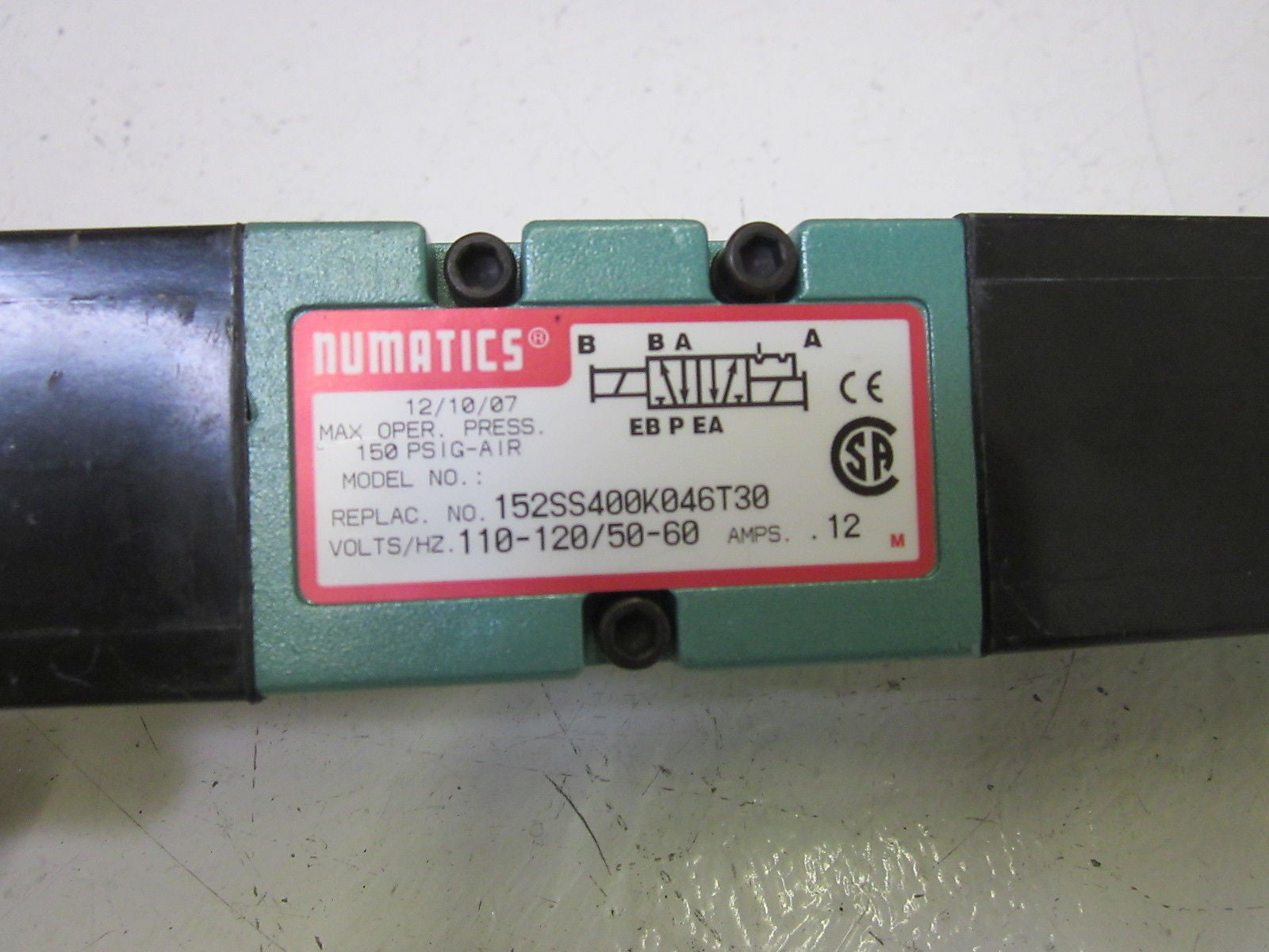 NUMATICS 152SS400K046T30 DUAL COIL VALVE 110-120V *USED*