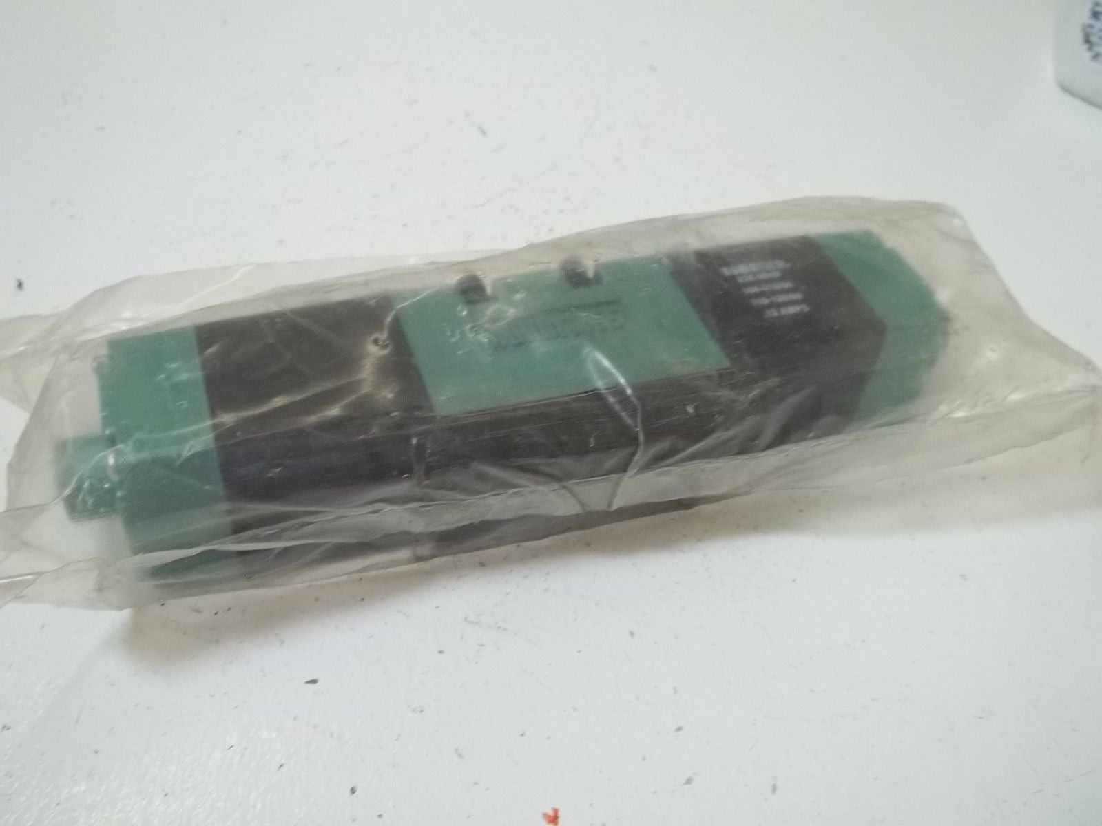 NUMATICS 152SS6002000030 SOLENOID VALVE *NEW IN A BAG*