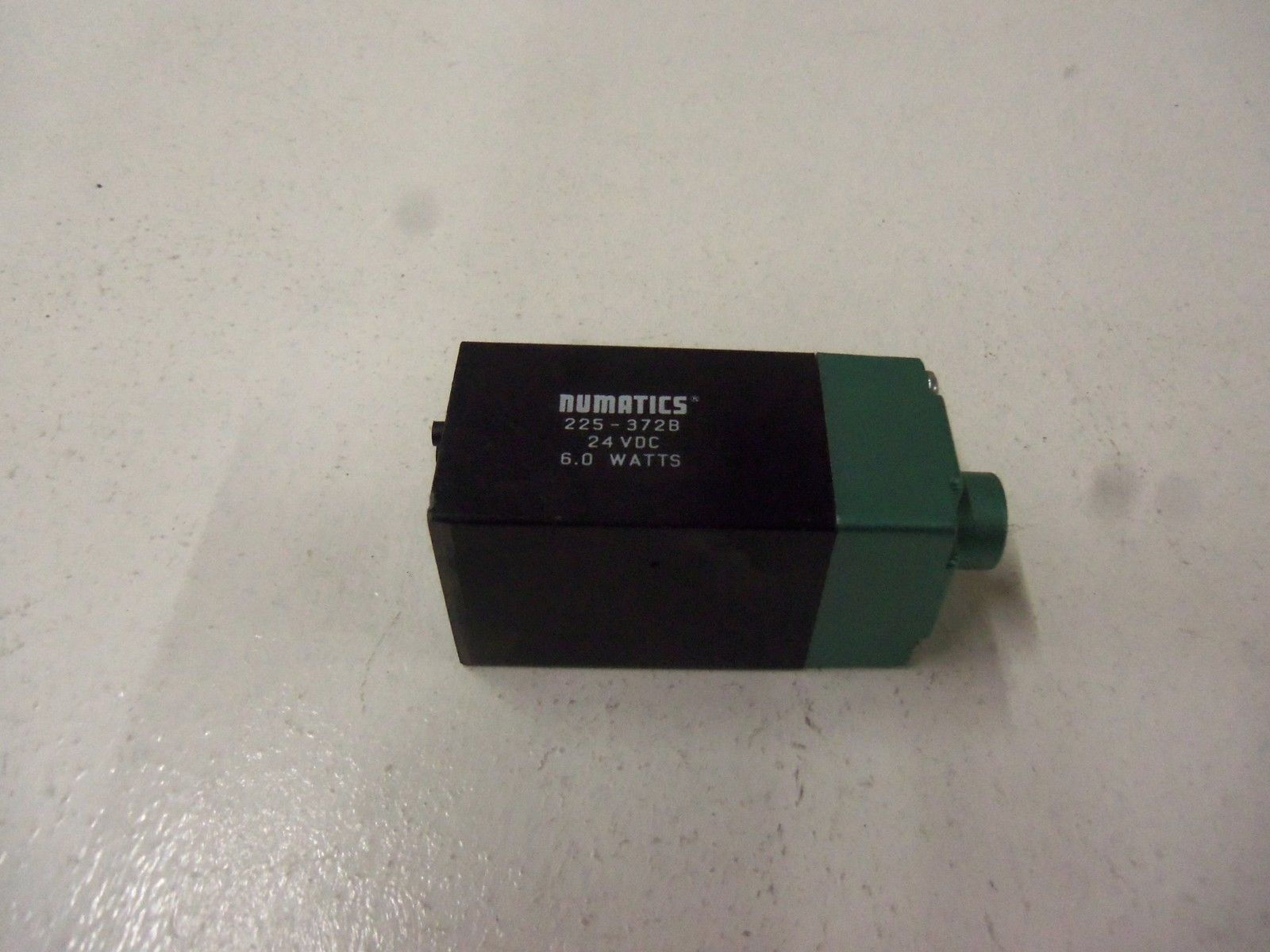 NUMATICS 225-372B 24VDC *NEW NO BOX*