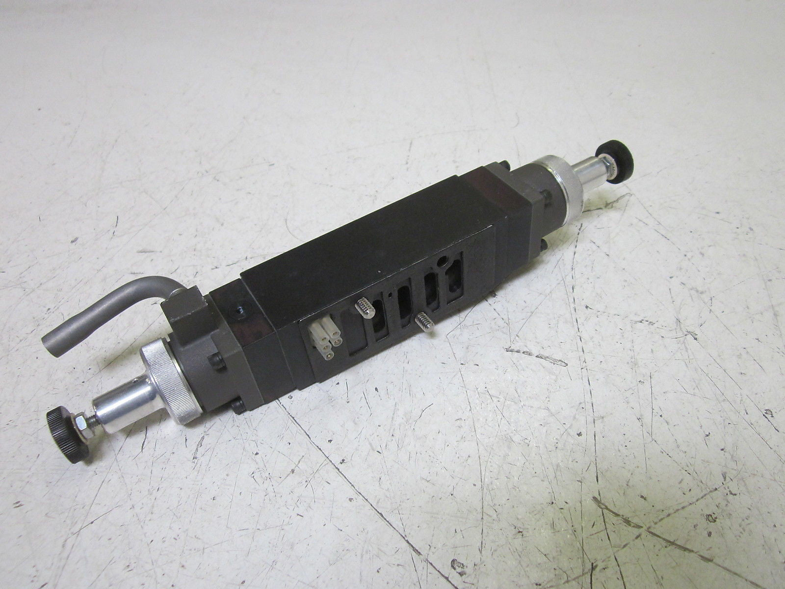 NUMATICS 252RQ100J000000 PNEUMATIC REG. VALVE *USED*