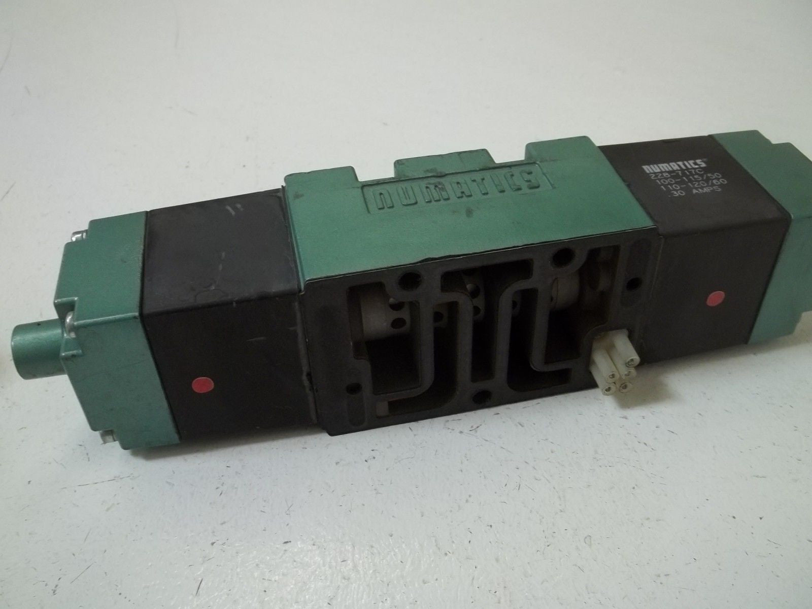 NUMATICS 554SS600K SOLENOID VALVE *USE*