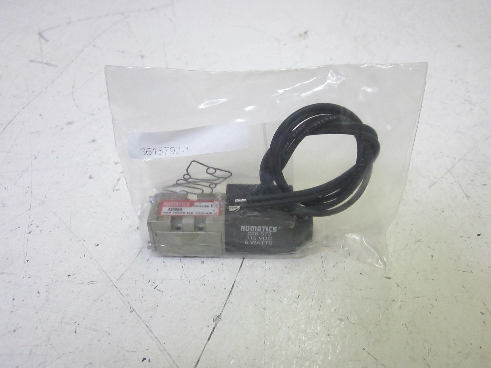 NUMATICS 92086U VALVE 115V 150PSIG  *NEW NO BOX*