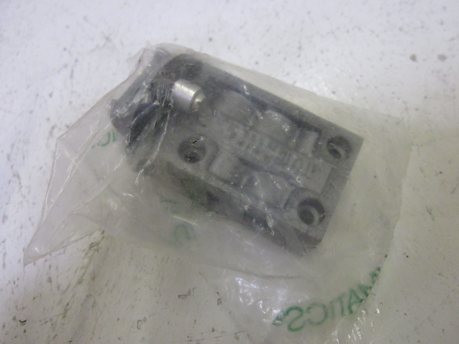 NUMATICS BRVT42-90 PUSH BUTTON VLV *NEW FACTORY BAG*