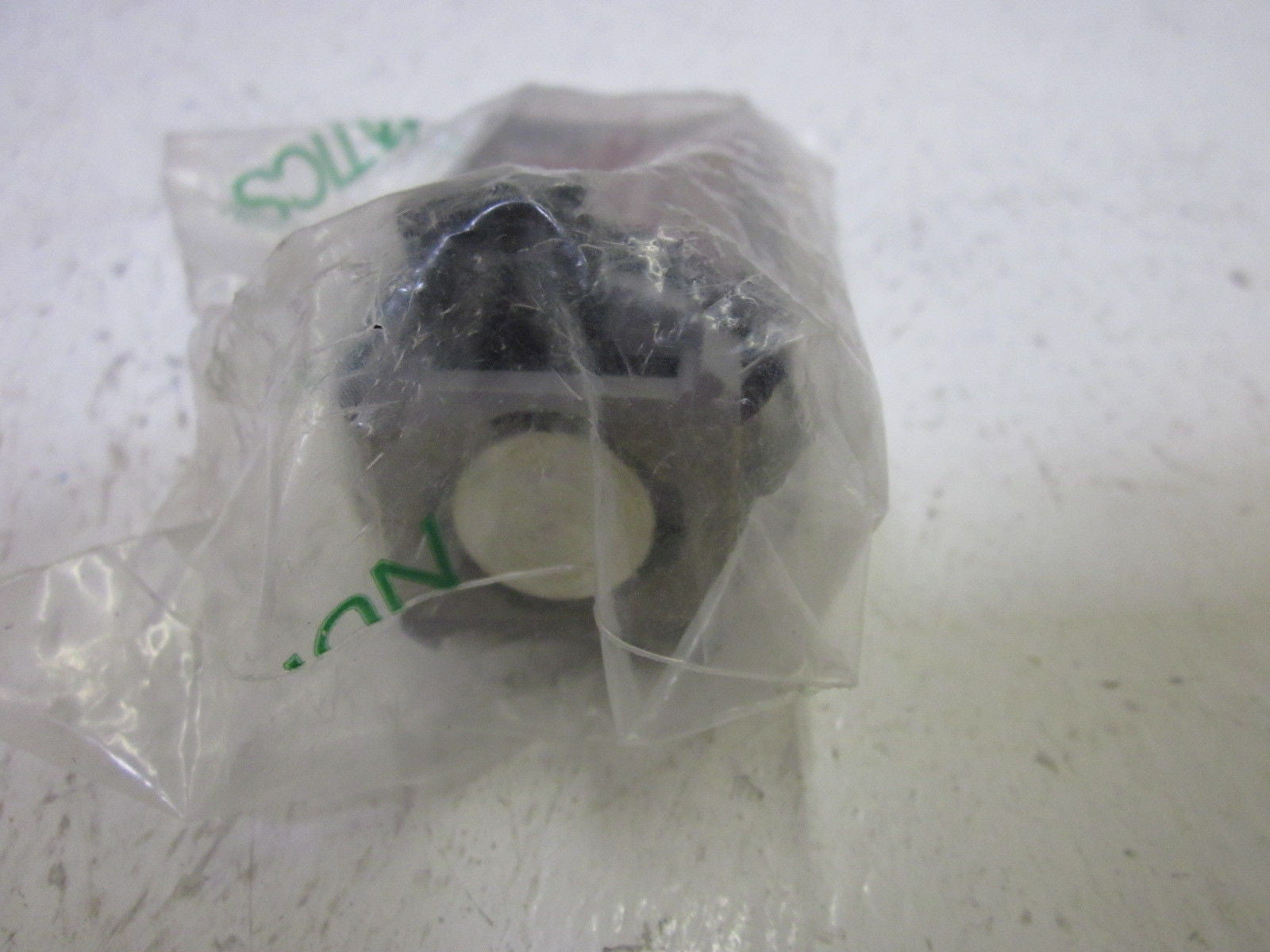 NUMATICS BRVT42-90 PUSH BUTTON VLV *NEW FACTORY BAG*