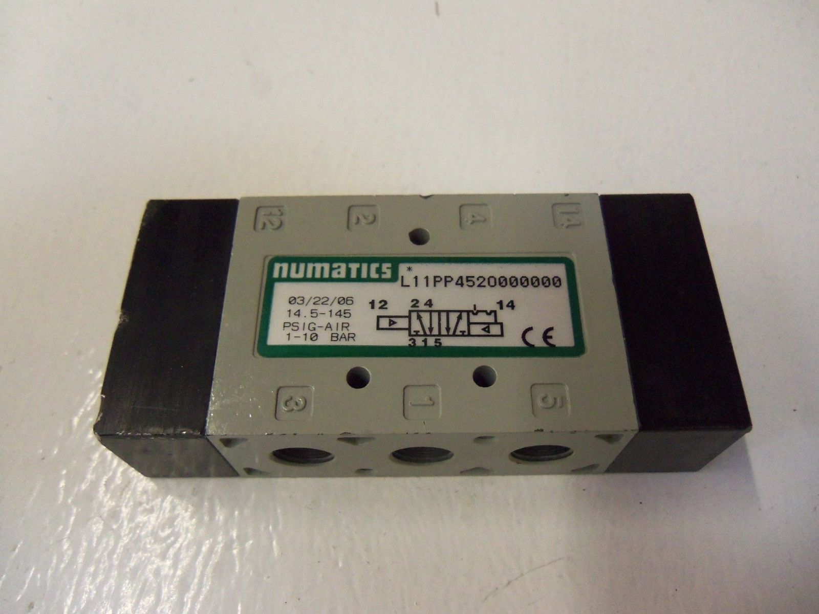 NUMATICS L11PP452O000000 SOLENOID VALVE *NEW NO BOX*