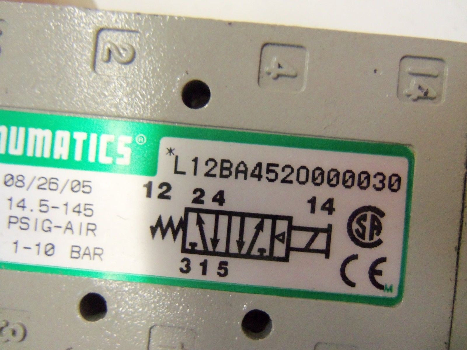NUMATICS L12BA452O000030 SOLENOID VALVE (AS PICTURED) *USED*