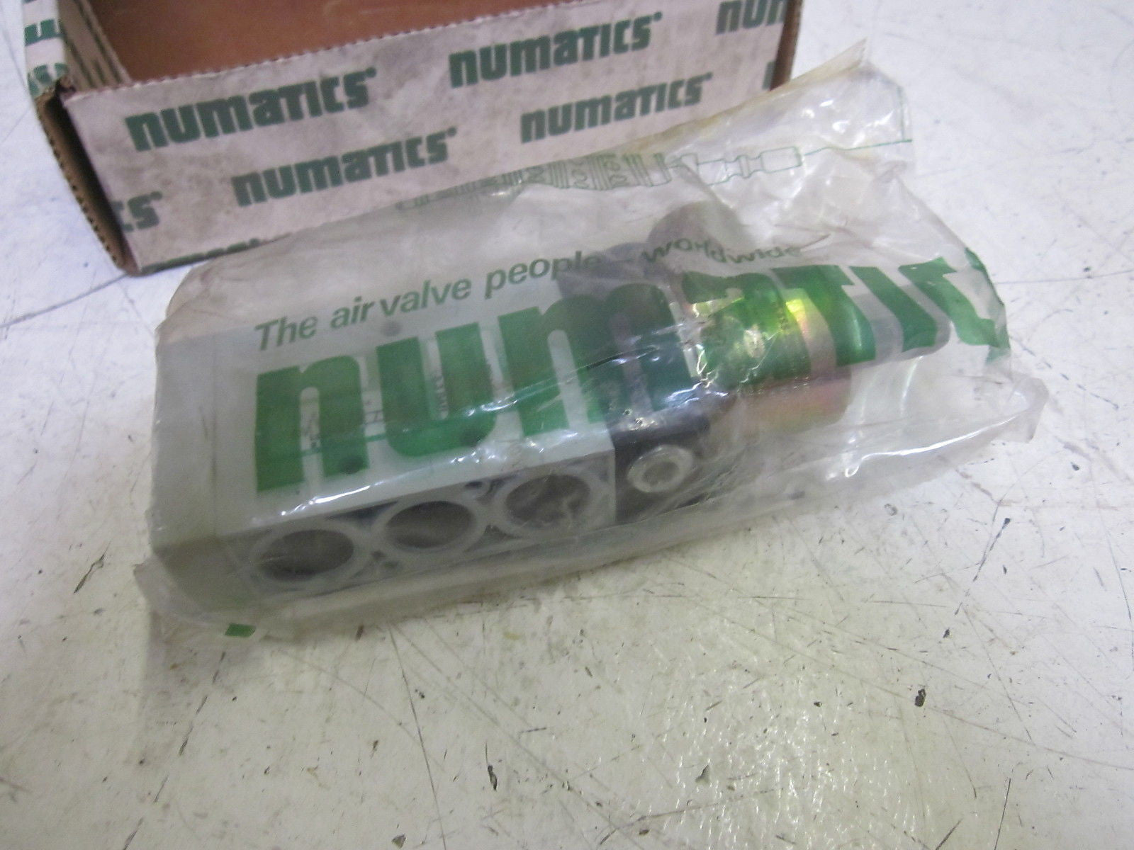 NUMATICS L23XA452O EXPLOSION PROOF VALVE *NEW IN BOX*