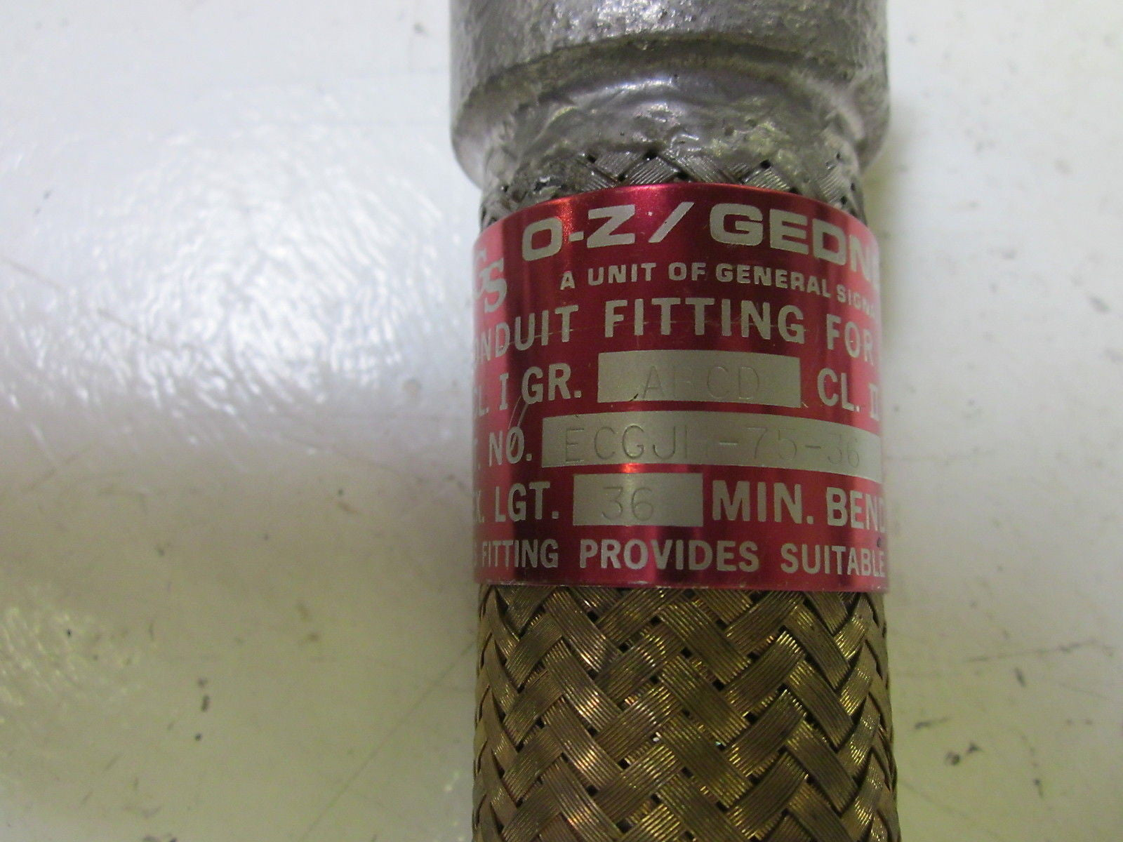 O-Z GEDNEY ECGJH-75-36 FLEXIBLE CONDUIT FITTING 3/4" *USED*