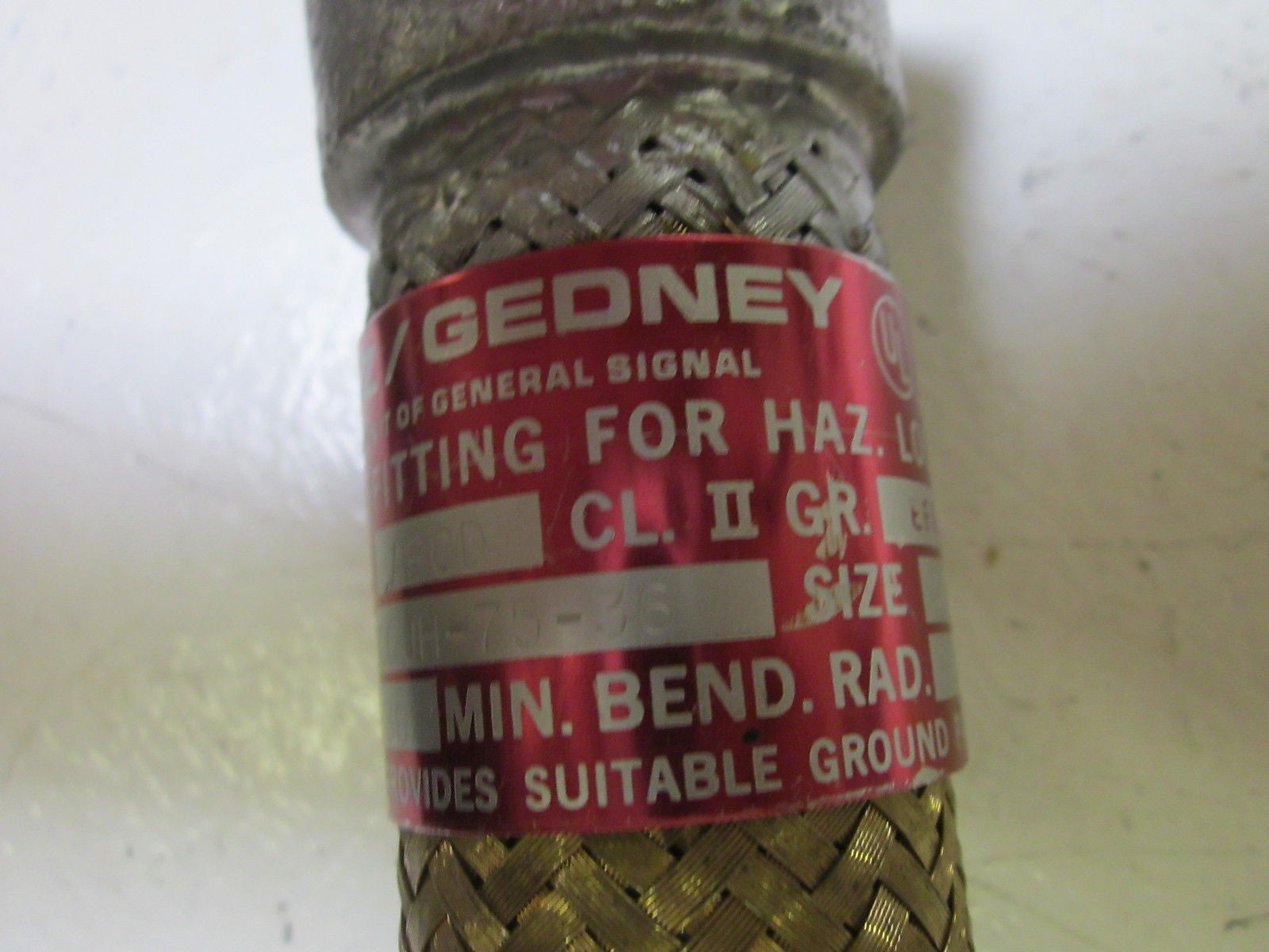 O-Z GEDNEY ECGJH-75-36 FLEXIBLE CONDUIT FITTING 3/4" *USED*