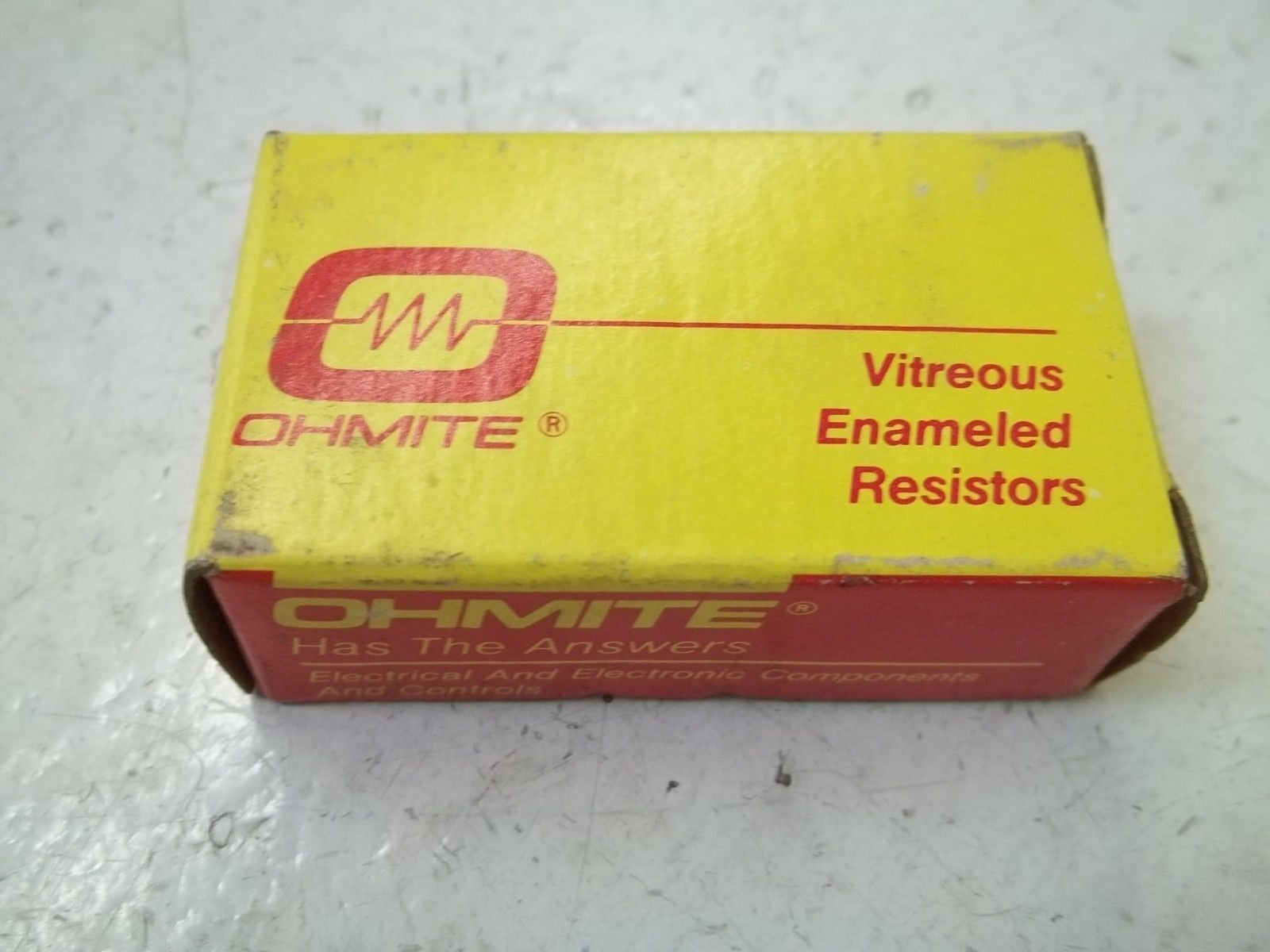 OHMITE L12J33R RESISTOR 12WATTS, 33 OHMS *NEW IN BOX*